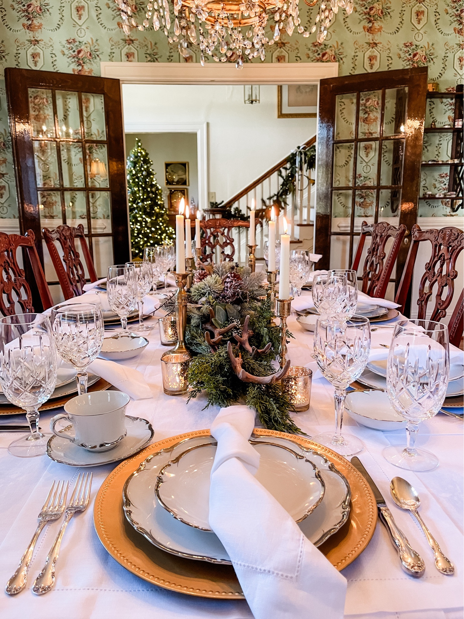 Christmas Tablescape 🎄✨🤍

#LTKSeasonal #LTKHoliday #LTKhome