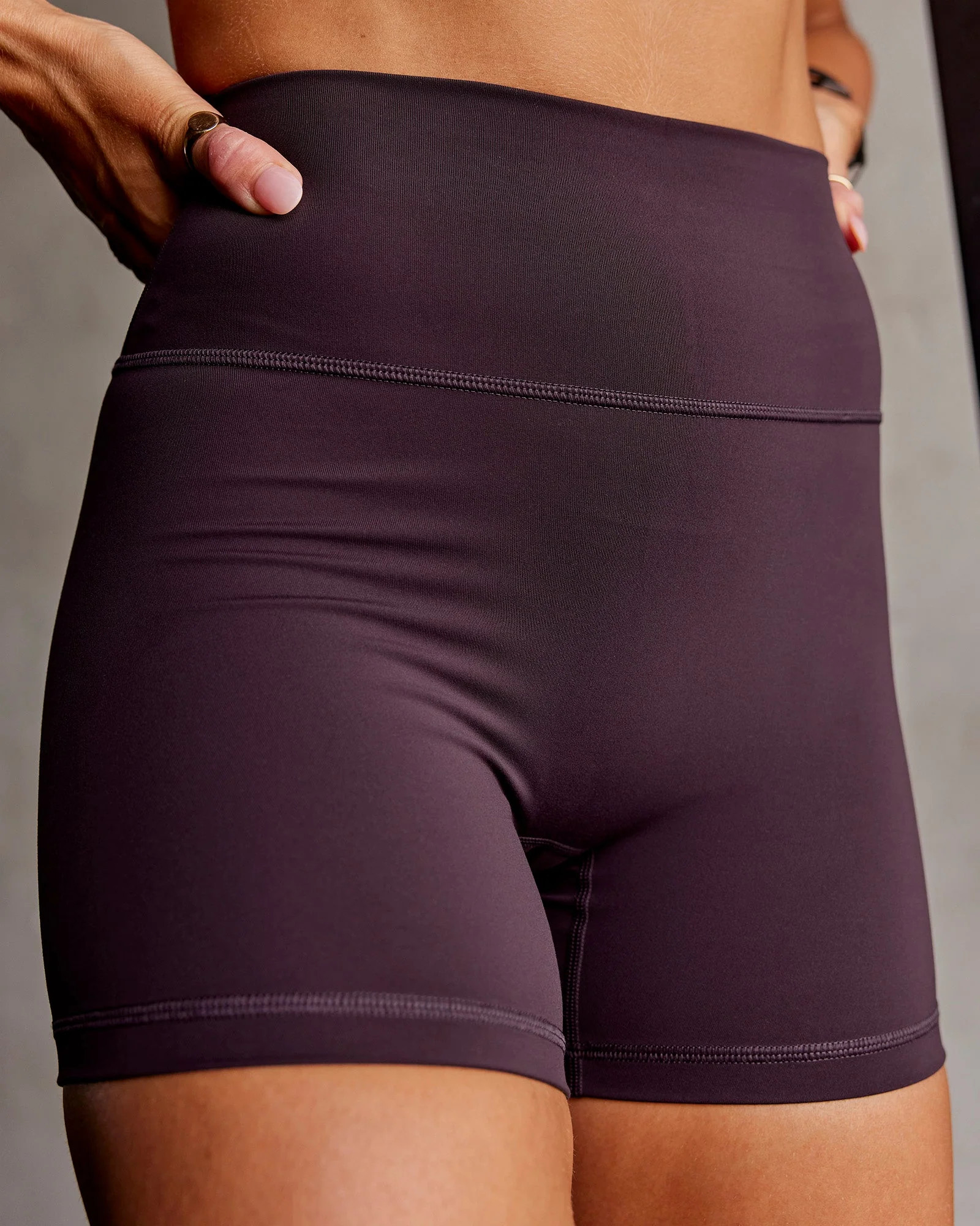 Fusion Ultra High-Rise 4" Short - Midnight Plum | LSKD | LSKD