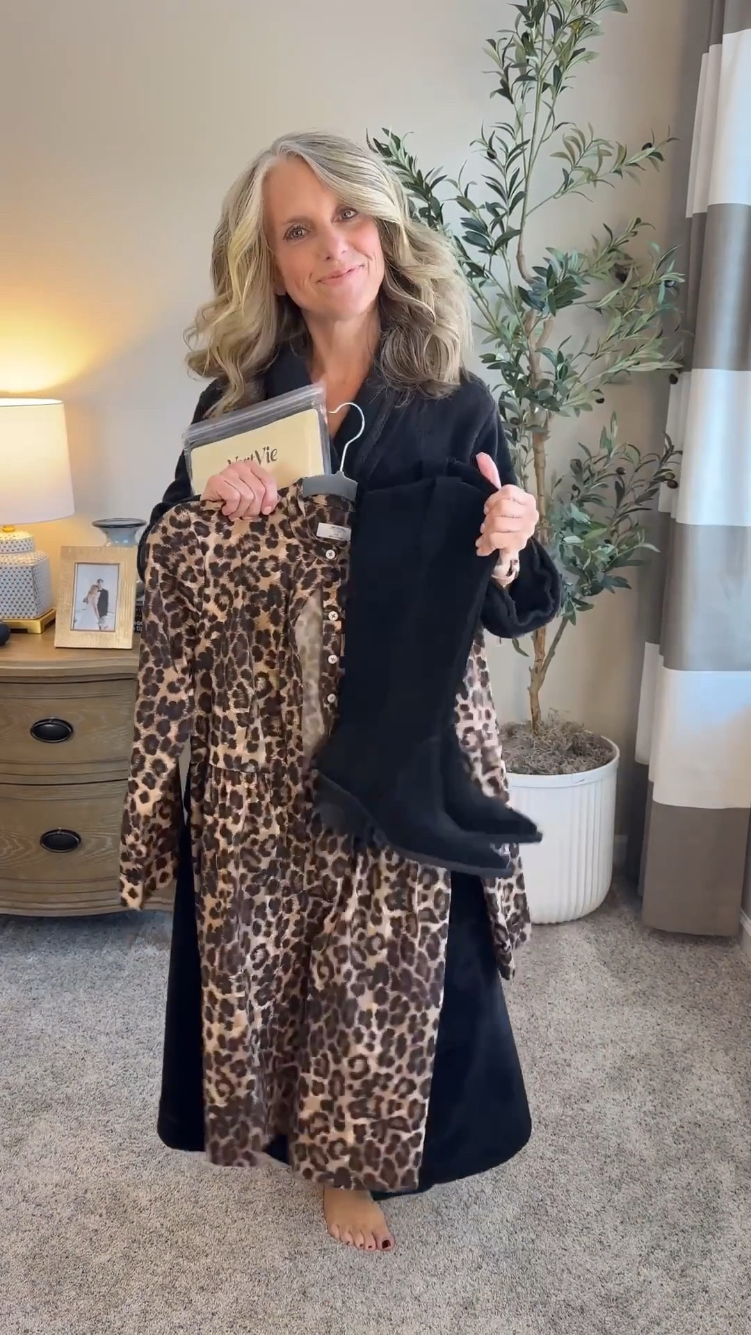 Fleece tights comin in clutch this week. It’s freezing in so many parts of the country. These are perfect. 5 colors available. Wear as tights or as a base layer 

#LTKSeasonal #LTKOver40