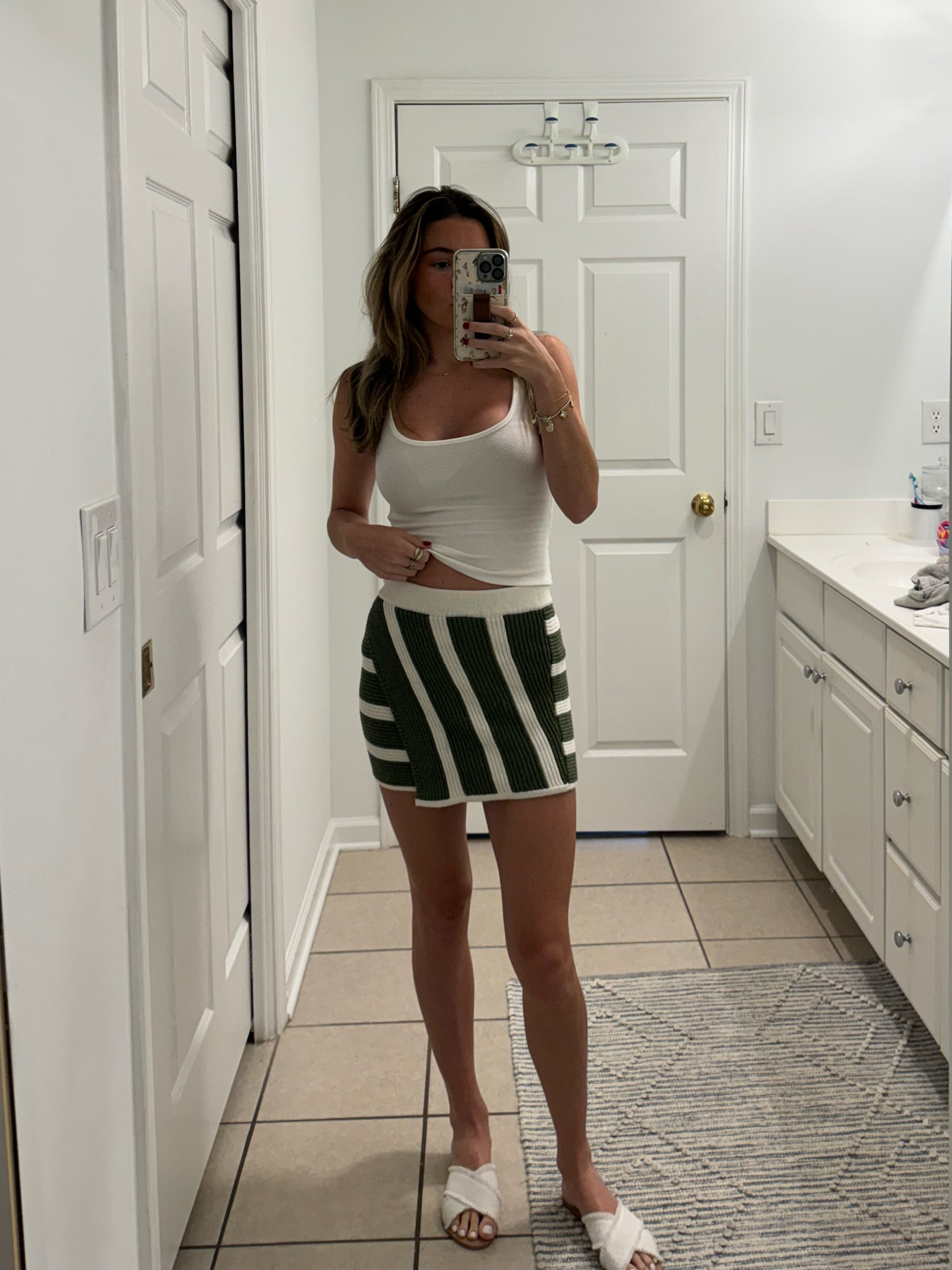 Summer outfit 





Spring summer outfit inspo casual skirt outfit knit skirt summer sandals 

#LTKstyletip #LTKSeasonal #LTKshoecrush