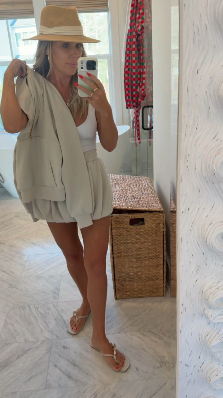 Okay how cute is this Gold Hinge bubble skirt✨ built-in biker shorts too!  

#LTKootd #LTKActive #LTKfitnessgoals