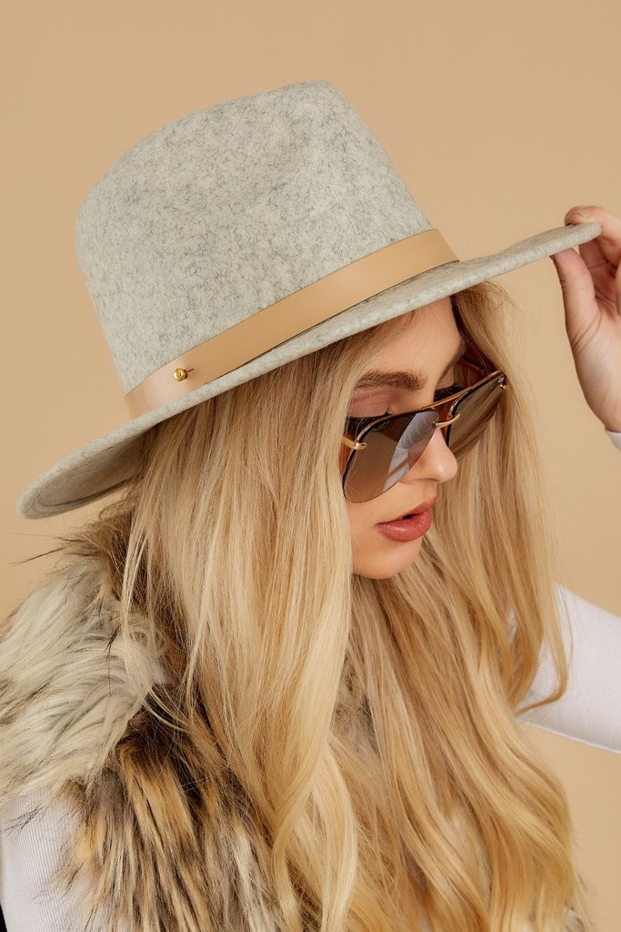 The Speckled Grey Mack Hat | Red Dress 