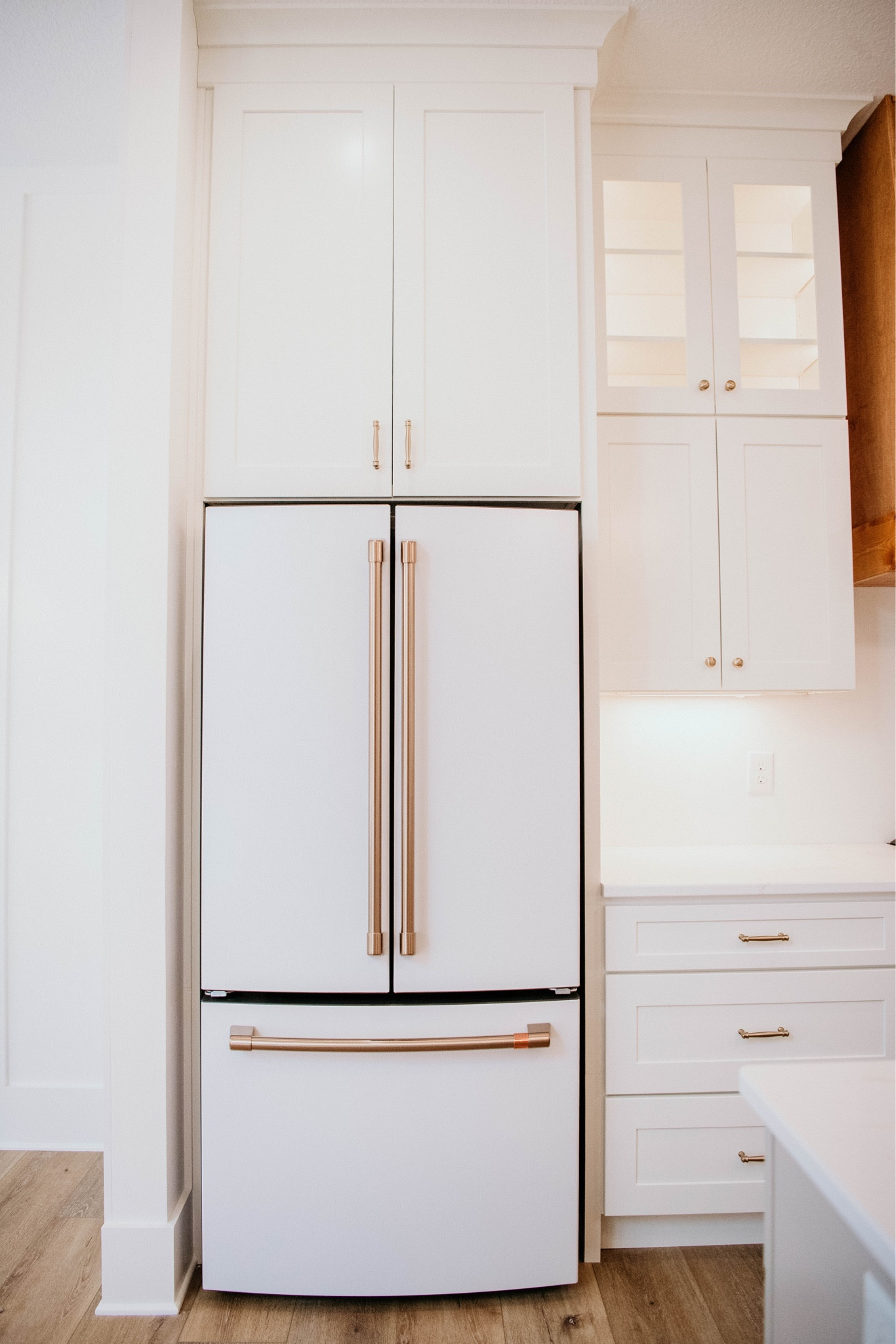 Our Cafe Appliances are stunning !! I wanted a seamless look and something that does not show finger prints easily ! We did not do the microwave to match but stay tuned for the microwave that matches perfect ! We have it in our pantry , again to keep a more seamless look🤍 ! 