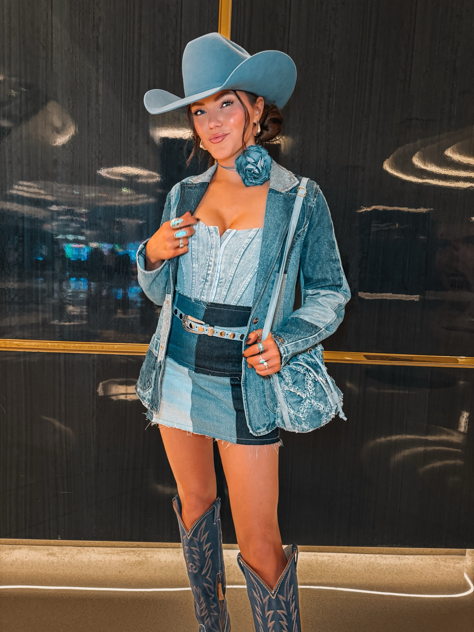 NFR NIGHT 1!

Boots: Boot Barn Idyllwind Denim Boots 

#nfr #nfrfaahion #westernfashion

#LTKParties #LTKHoliday #LTKStyleTip