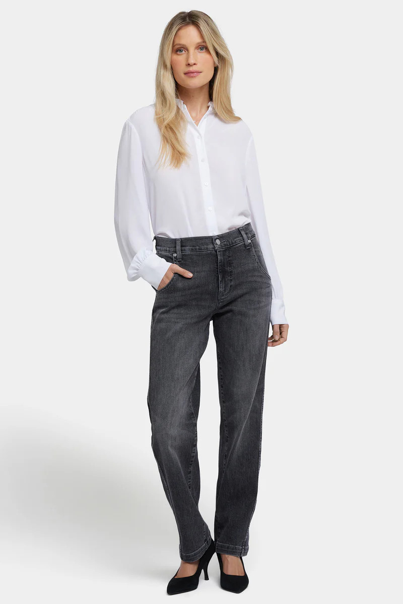 Brooke Loose Straight Jeans In Petite | NYDJ