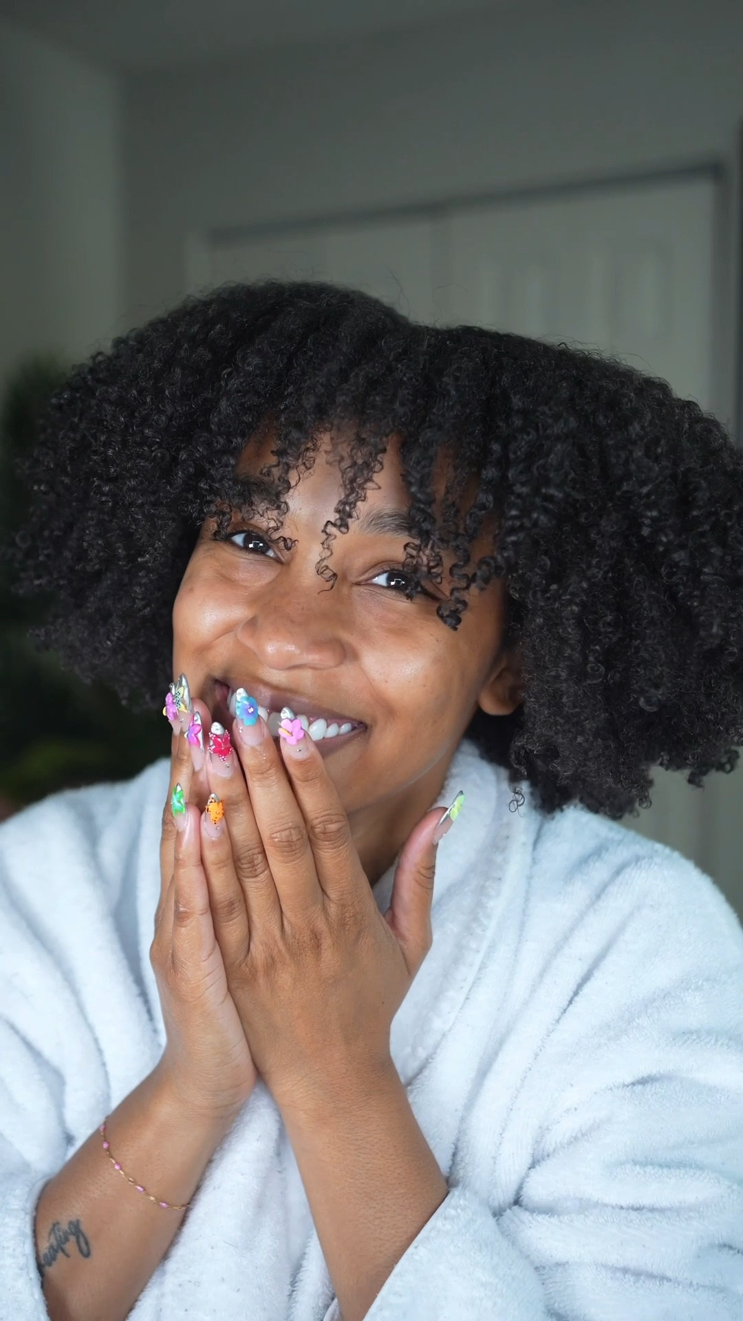 First Impressions on @rizoscurls Curl Custard + Strong Hold Gel Combo!
If you have type 4 natural hair, thick hair, high density, and low porosity strands, you need to see how this combo performs on a real wash and go!

This was my first time trying the new launch from @rizoscurls in collaboration with @mzbiancarenee, and spoiler: it’s giving defined curls and hold without the crunch!

Wash Day Lineup:
	•	@curlsmith_official Curl Reset Detox Shampoo
	•	@cecred Reconstructing Treatment Mask
	•	@rizoscurls Curl Custard + Strong Hold Gel

My curls are poppin’ and moisturized, and the gel? BABYYY, it’s a strong hold for real!
Everything’s linked on my LTK so you can shop my exact wash day routine.

#type4hair #rizoscurls #naturalhairproducts #curlcustard #strongholdgel #washandgo #naturalhaircare #rizoscurlspartner #biancareneeapproved #highdensityhair #lowporosityhair #curlyhairroutine #blackgirlcurls #naturalhaircommunity
 

#LTKBeauty
