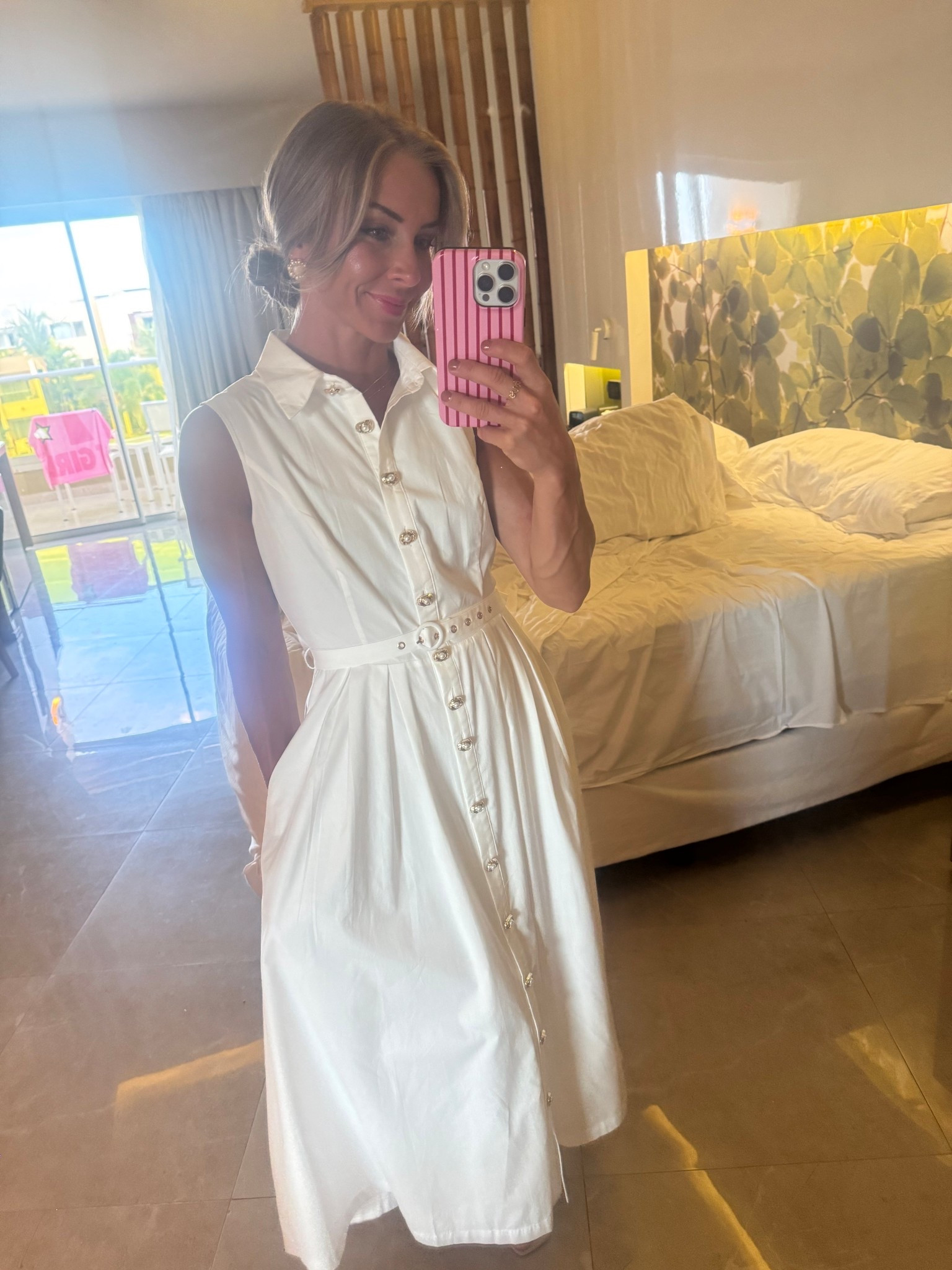 I loved this dress so much. 
I got a size small. 
