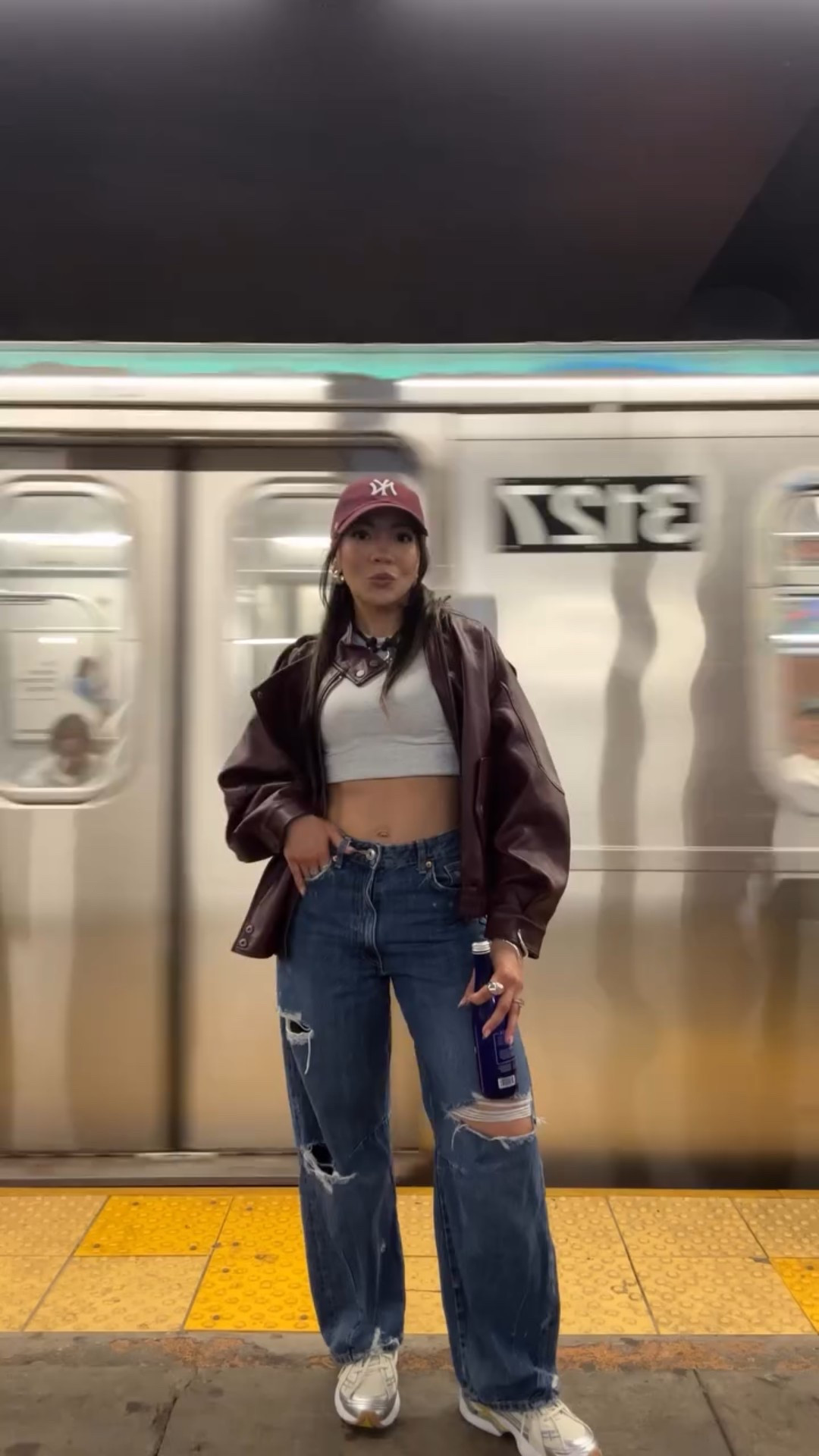 Tell me you’re in New York without telling me you’re in New York… subway platforms double as outfit photo ops 🚇🚕🍎🗽

#nycstyle #nyfw #subwaychic #streetstyleinspo #nycfitcheck #citystyle #ootdnyc #urbanstyle #streetwearfashion NYC outfit, subway style, fall streetwear, fall outfit inspo, casual chic, oversized jacket look, effortless cool, street style inspo, burgundy leather jacket