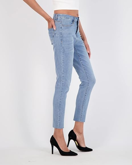 dollhouse Women's Jeans - Super Stretch Denim High Waisted Curvy Jeans | Amazon (US)