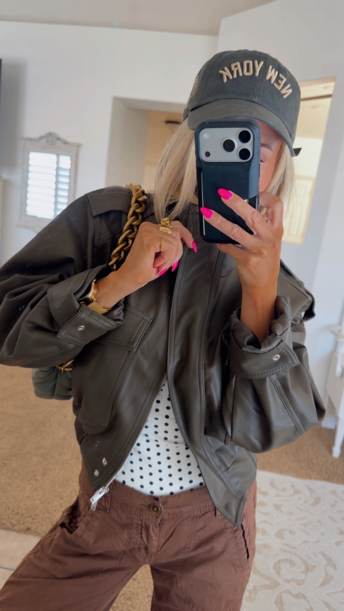 More New York Fits! Small jacket. Small top. Xs pants

#LTKootd #LTKPetite #LTKdayinmylife