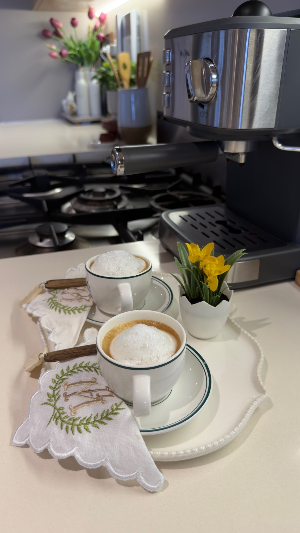 Ralph Lauren coffee cup

#LTKdayinmylife #LTKstorytime #LTKmorningroutine