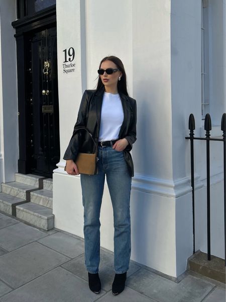 Julia Robert’s 90s inspired look.

#LTKitbag #LTKMostLoved #LTKeurope