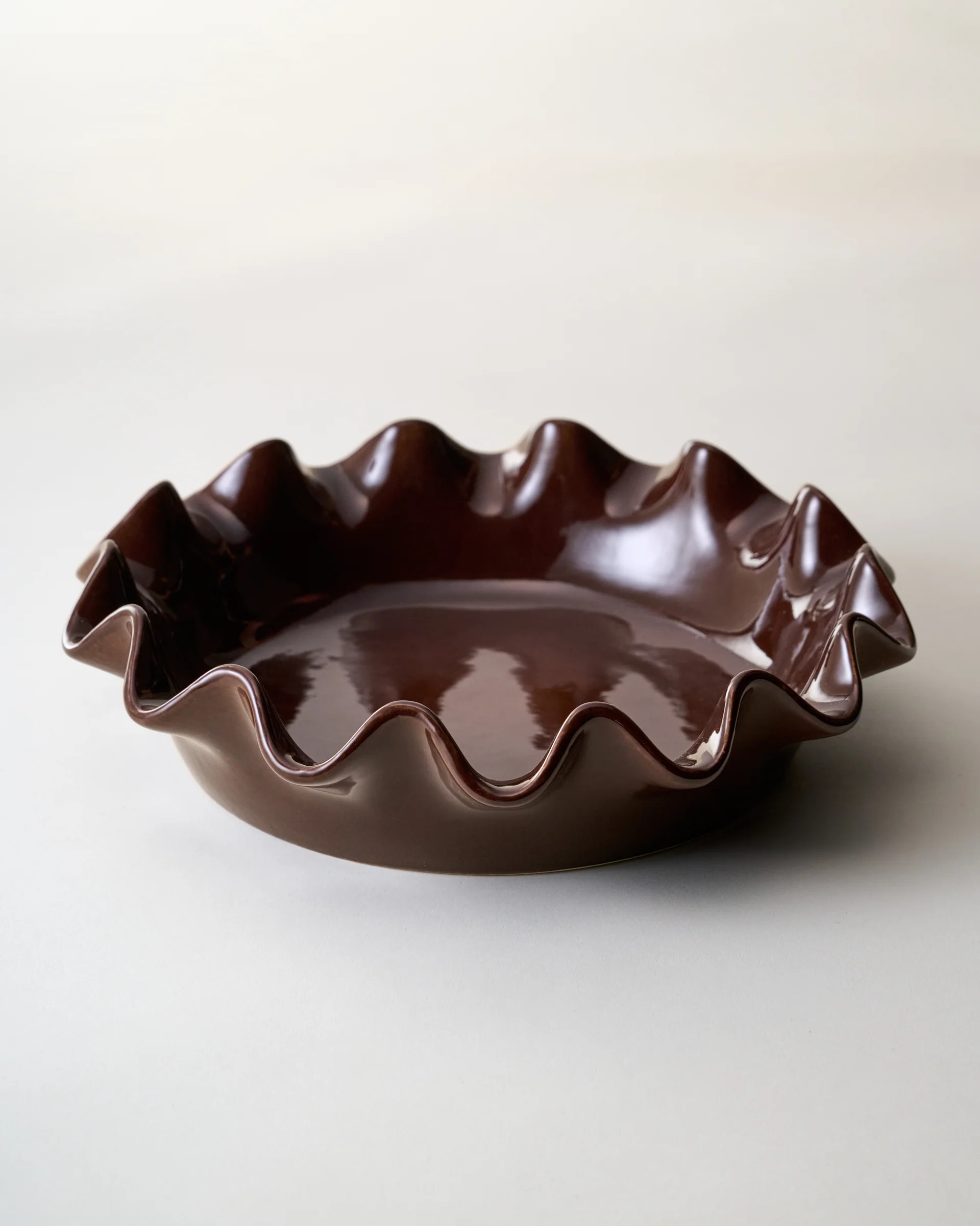 Chocolate Scalloped Pie Dish | Magnolia