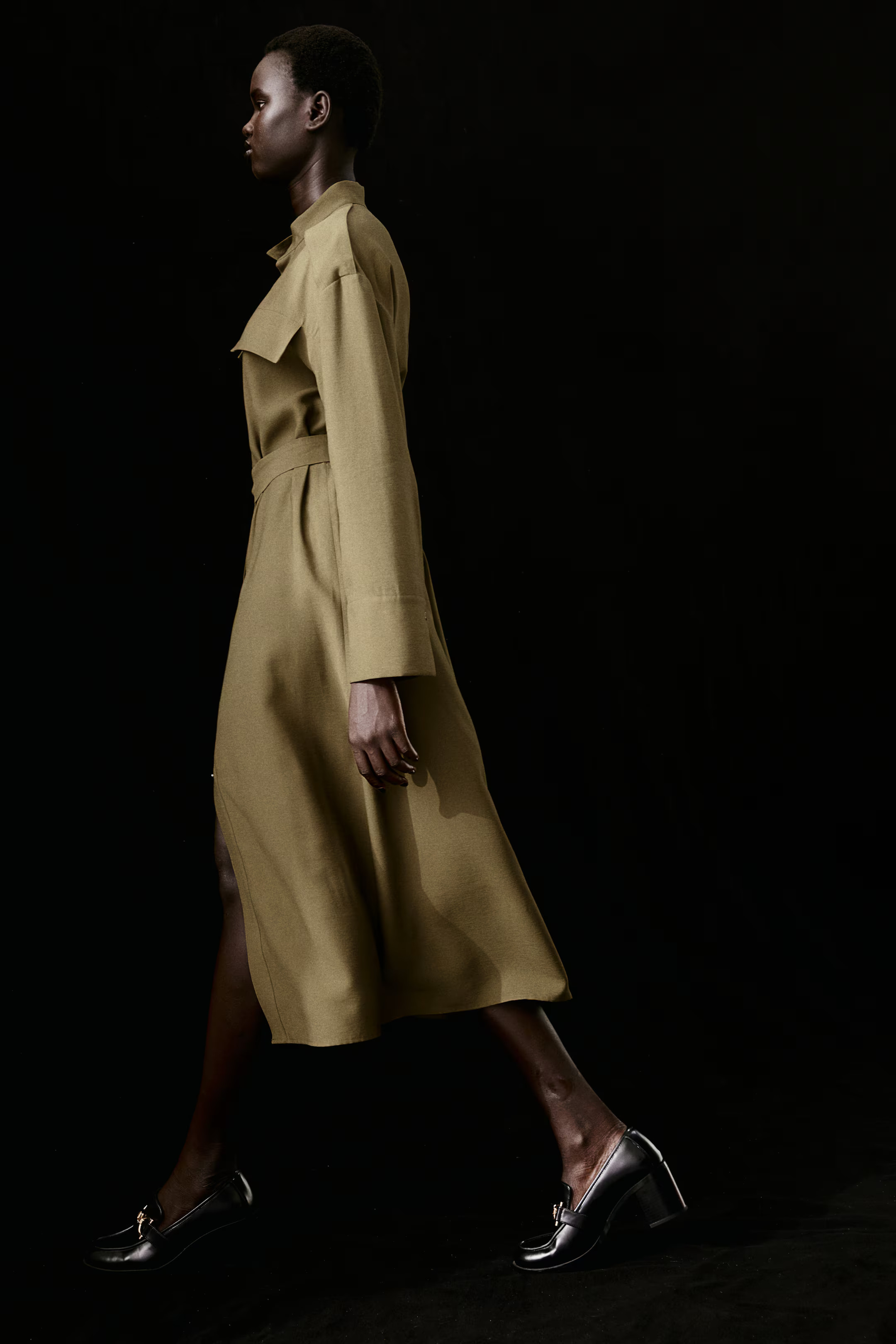 Tie-belt dress - Round neck - Long sleeve - Dark khaki green - Ladies | H&M GB | H&M (UK, MY, IN, SG, PH, TW, HK)