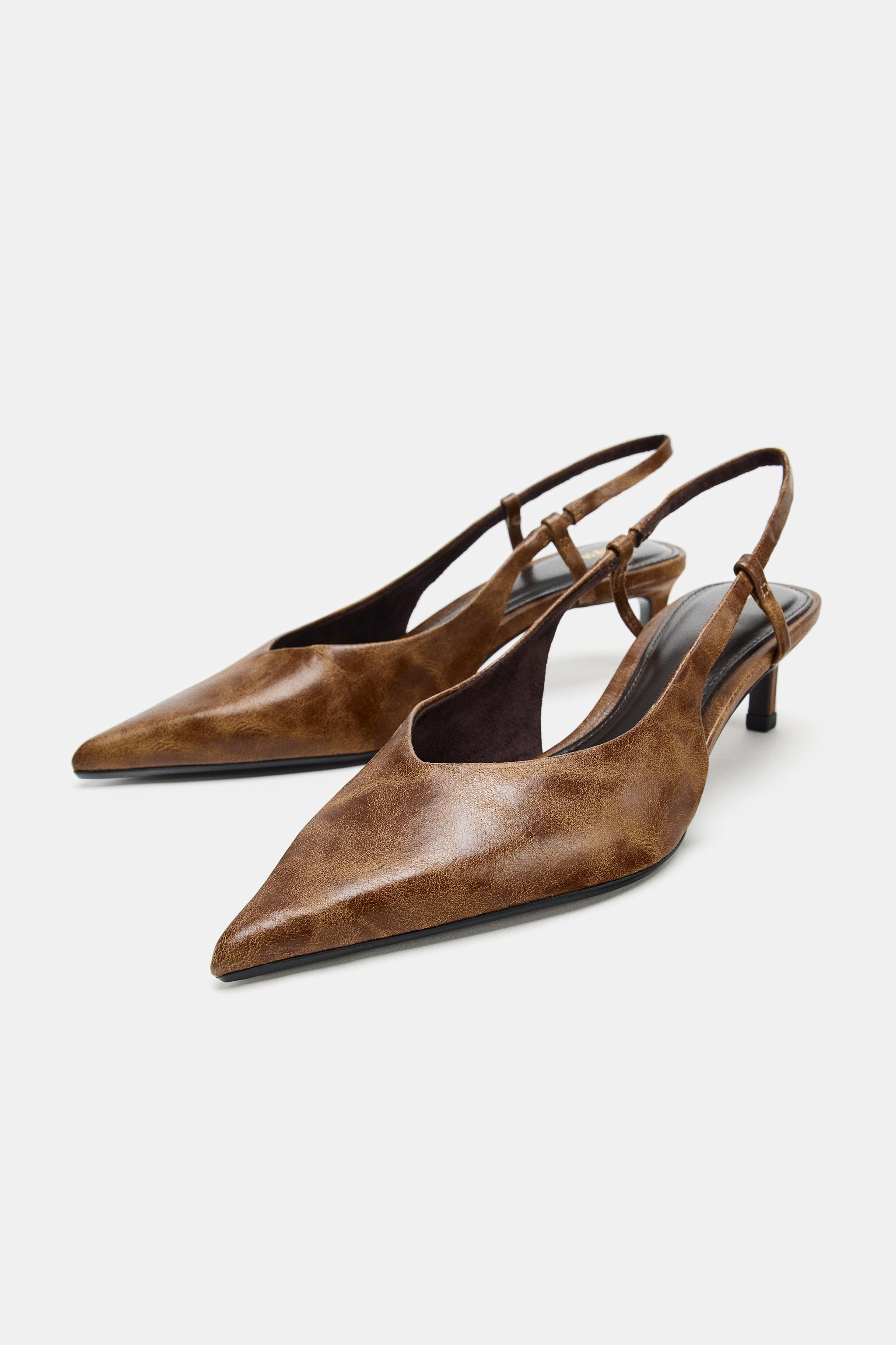 NEWWORN EFFECT SHOES$ 59.90Brown | 1251/610/700Add to cartAddSlingback shoes with a worn effect. ... | Zara US