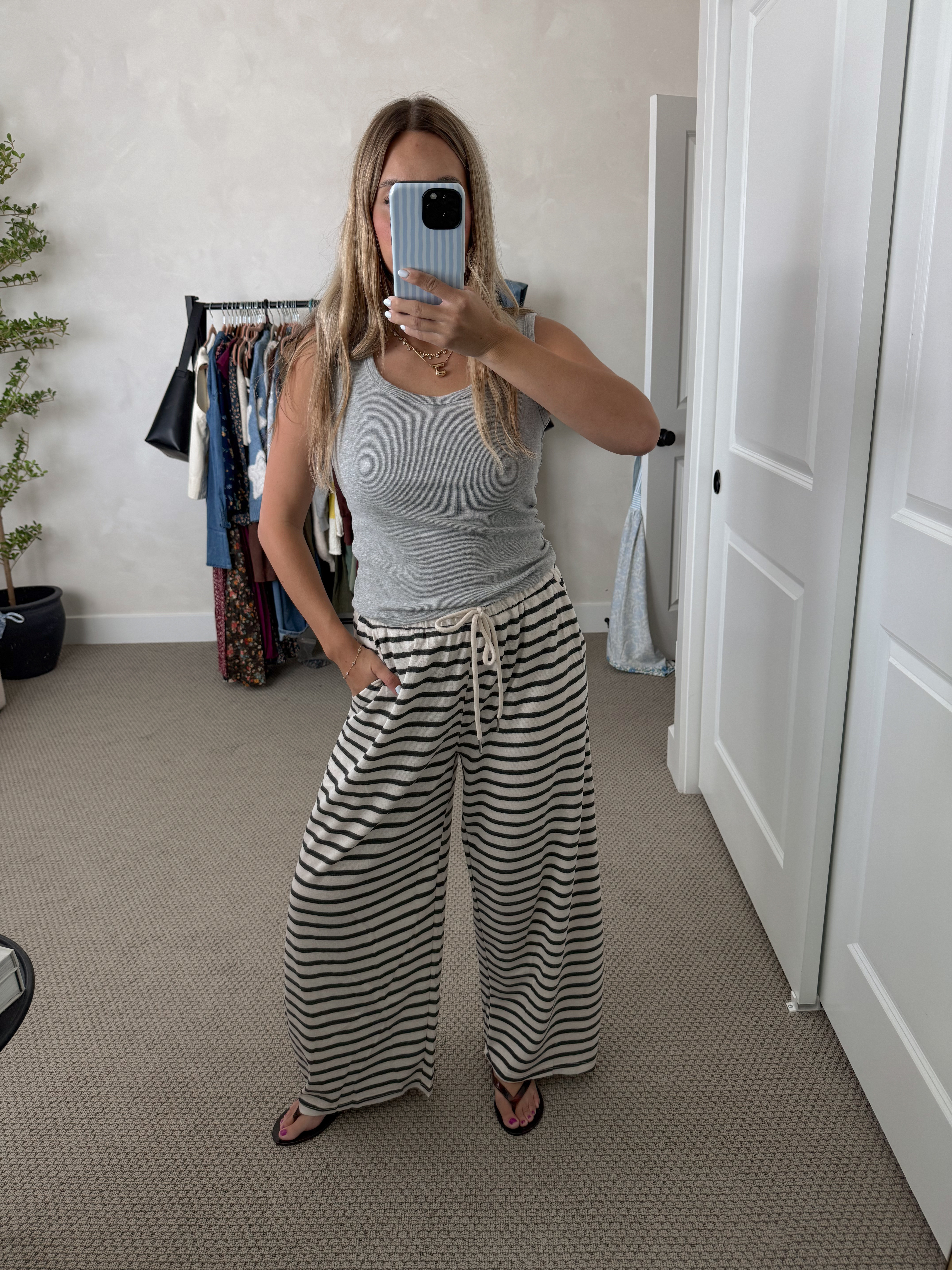 Early fall ootd! 

 #LTKootd #LTKmomlife #LTKSeasonal