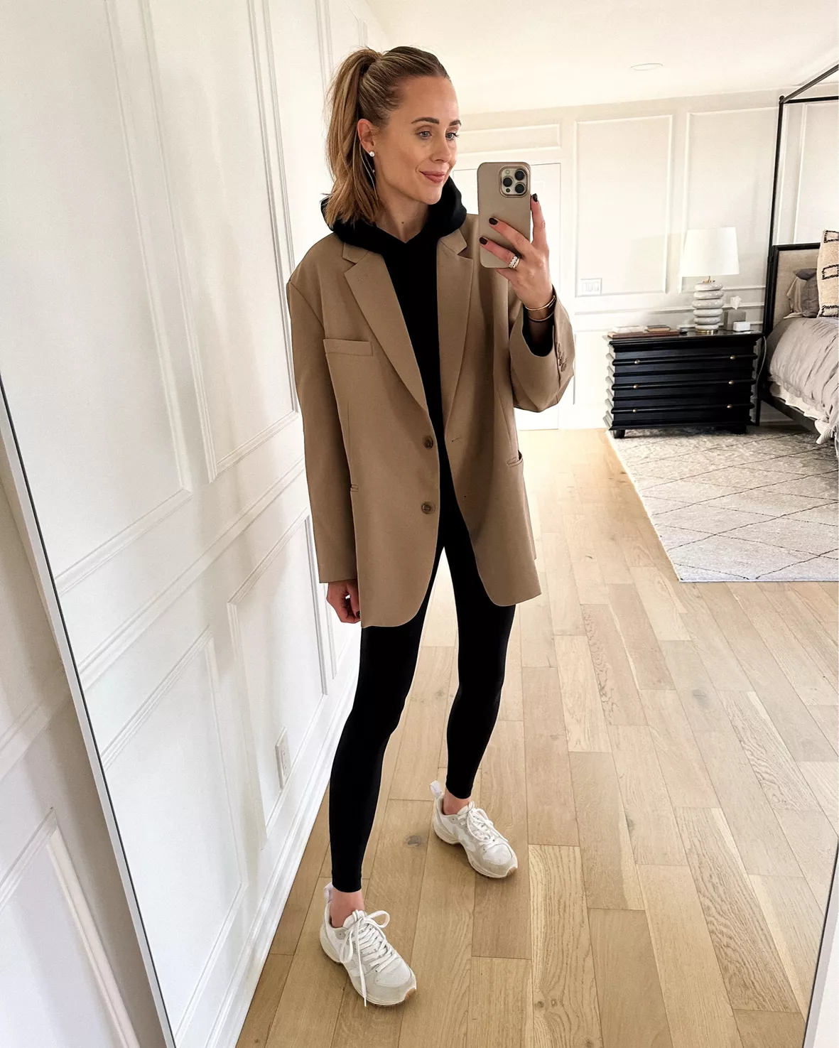 How to Style a Beige Blazer for a Casual Spring Outfit - Fashion Jackson
