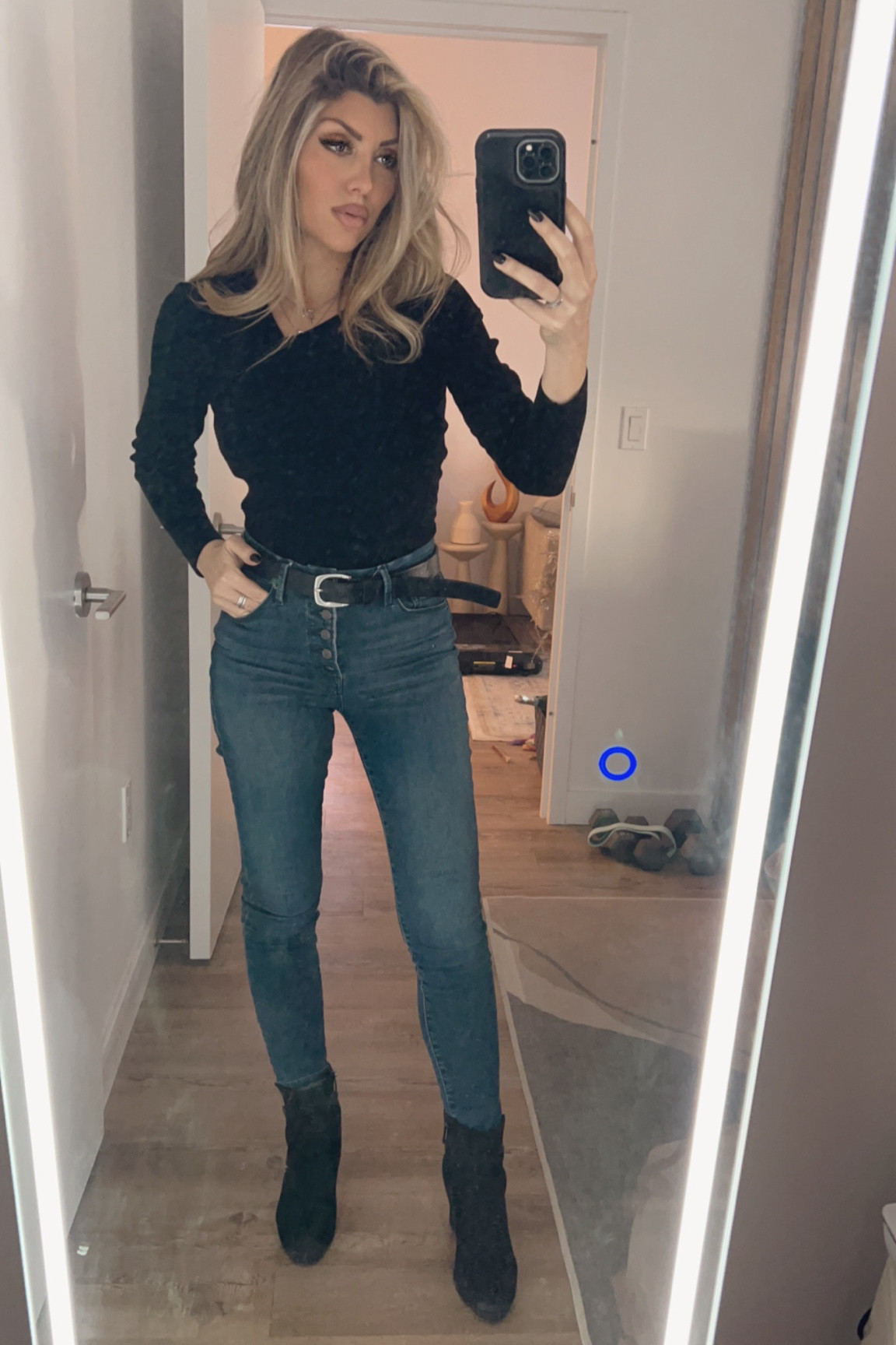 A day to night fit that is very flattering in all the right areas! Full day of meetings followed by dinner appointments, this outfit is perfect by layering accessories !

#LTKBeauty #LTKTravel #LTKStyleTip