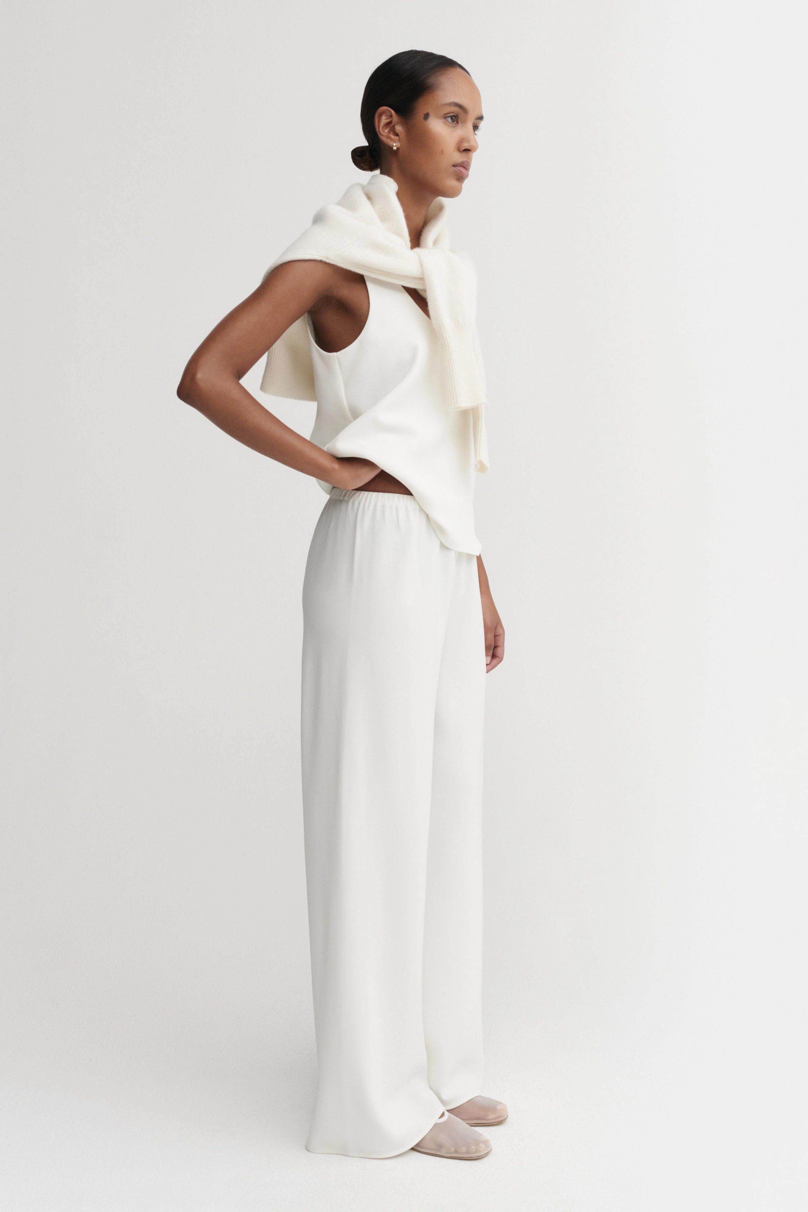 Bea Crepe Pants, cream | Almada Label