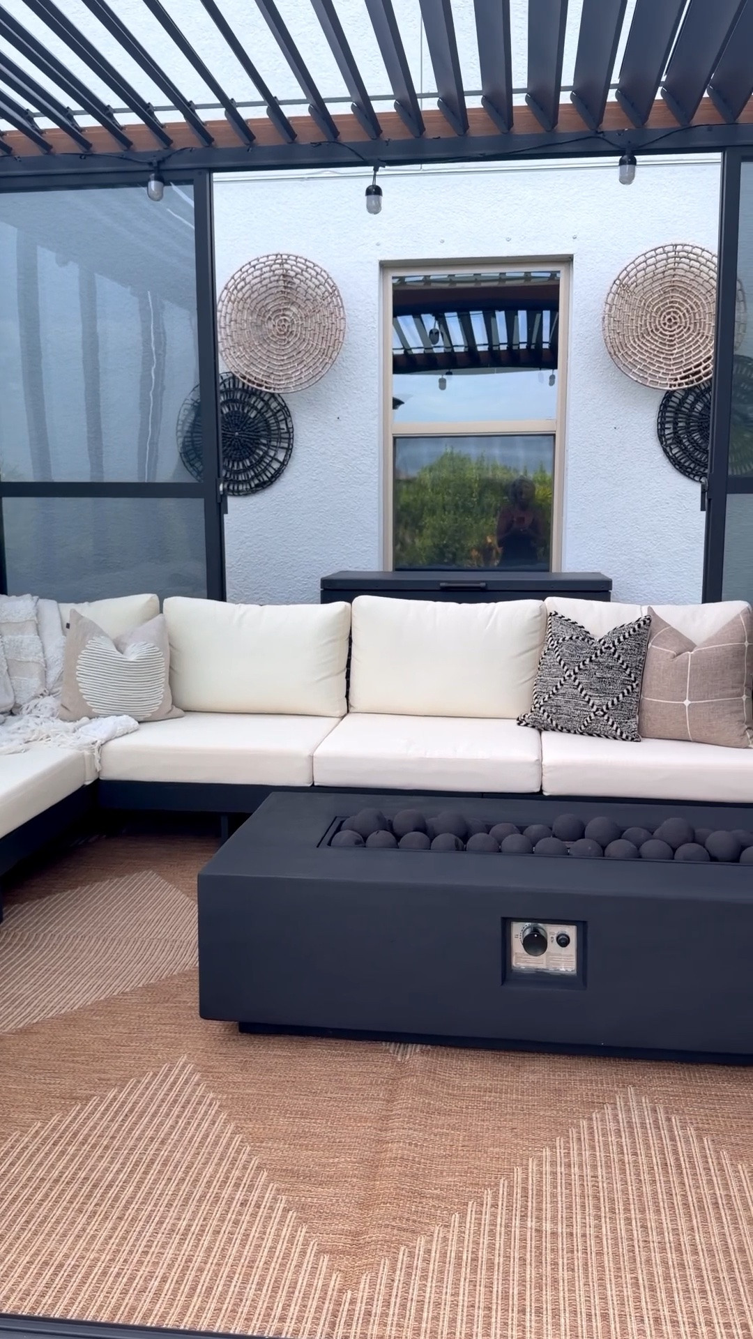 #ad Changing your patio rug is the easiest way to refresh the whole space. @Wayfair #wayfairpartner #wishyouwerehere #outdoor #wayfair #liketkit