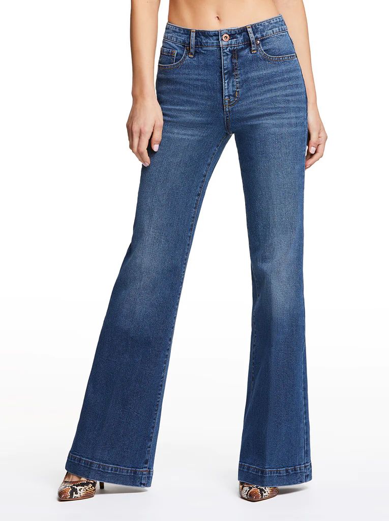 True Love Wide Leg Trouser Jeans in Sia - 31 | Jessica Simpson E Commerce