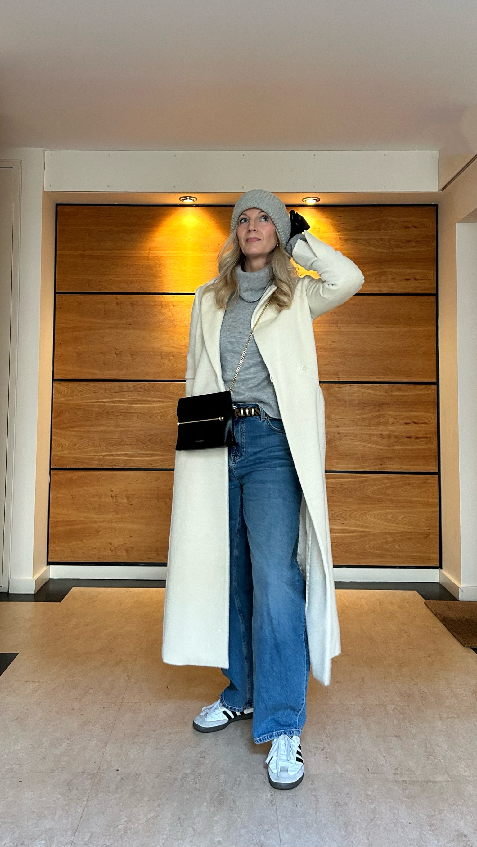 Maxi coat, barrel jeans, cosy cashmere , winter chic

#LTKstyletip #LTKuk #LTKwinter