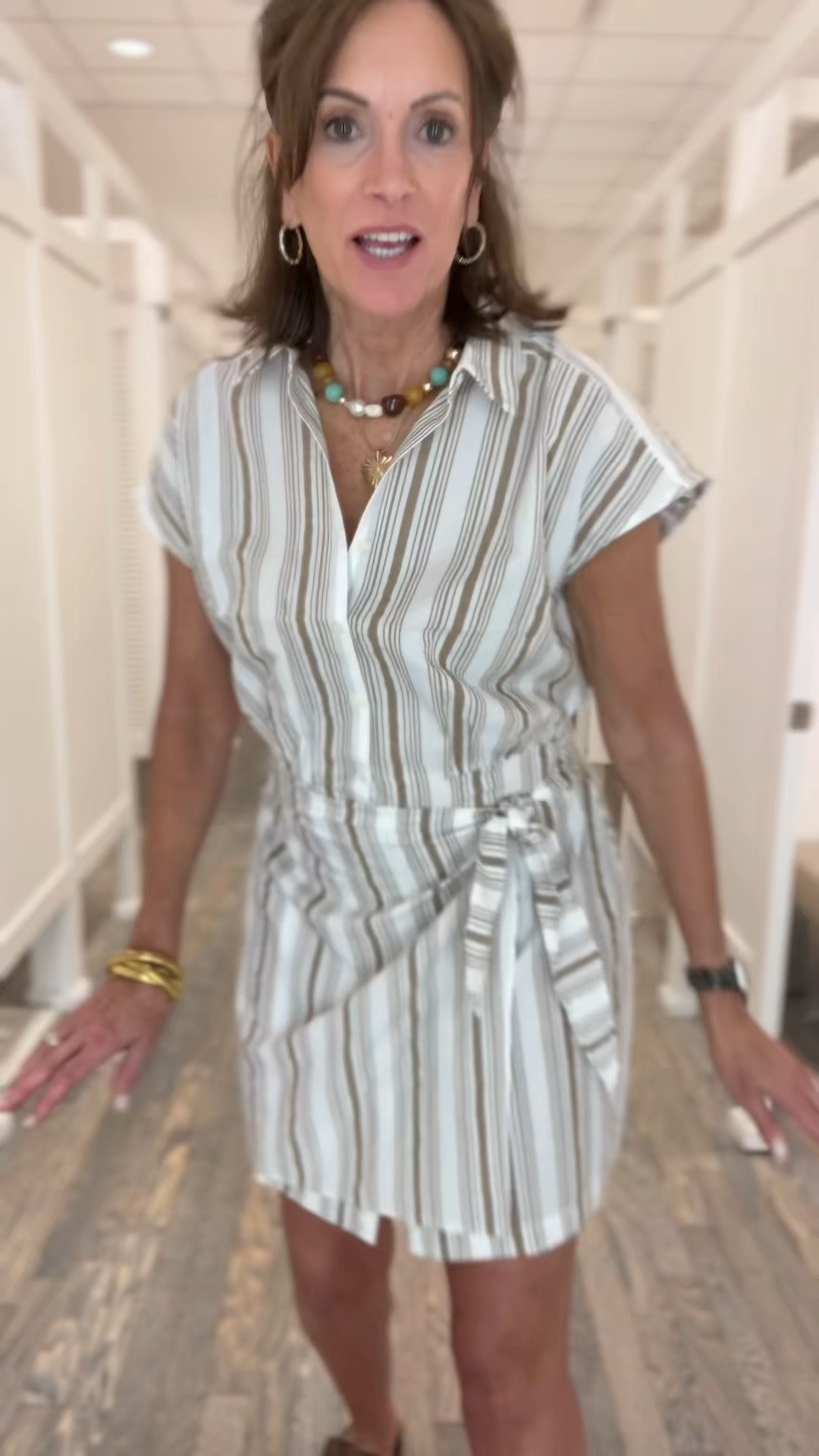 Faux wrap linen dress - size 10 REG

Sandal discount: F4_ANNIE

Summer outfit
Workwear
Vacationn

#LTKWorkwear #LTKSaleAlert #LTKMidsize