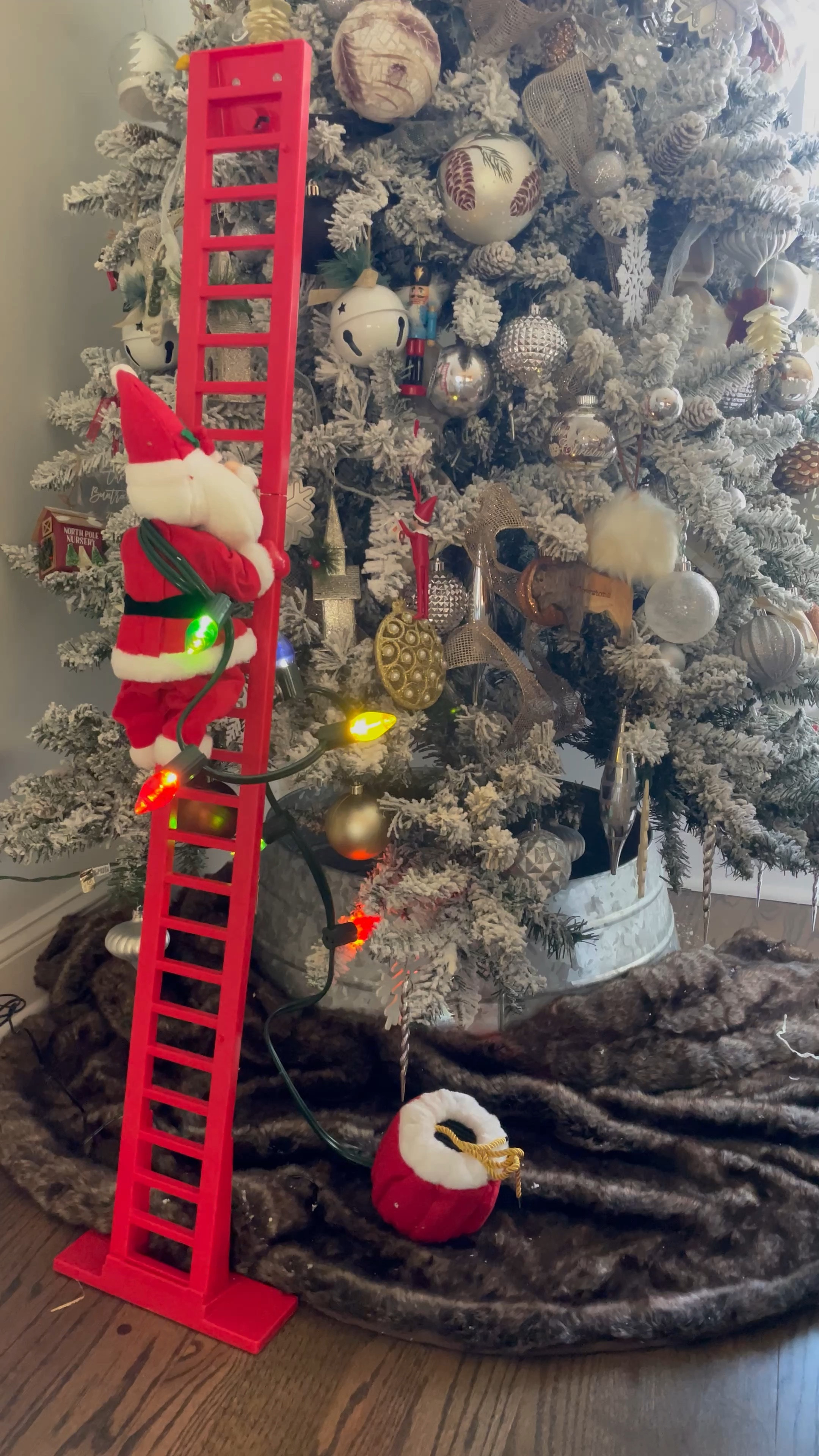 Climbing Santa 

#LTKunder100 #LTKSeasonal #LTKHoliday