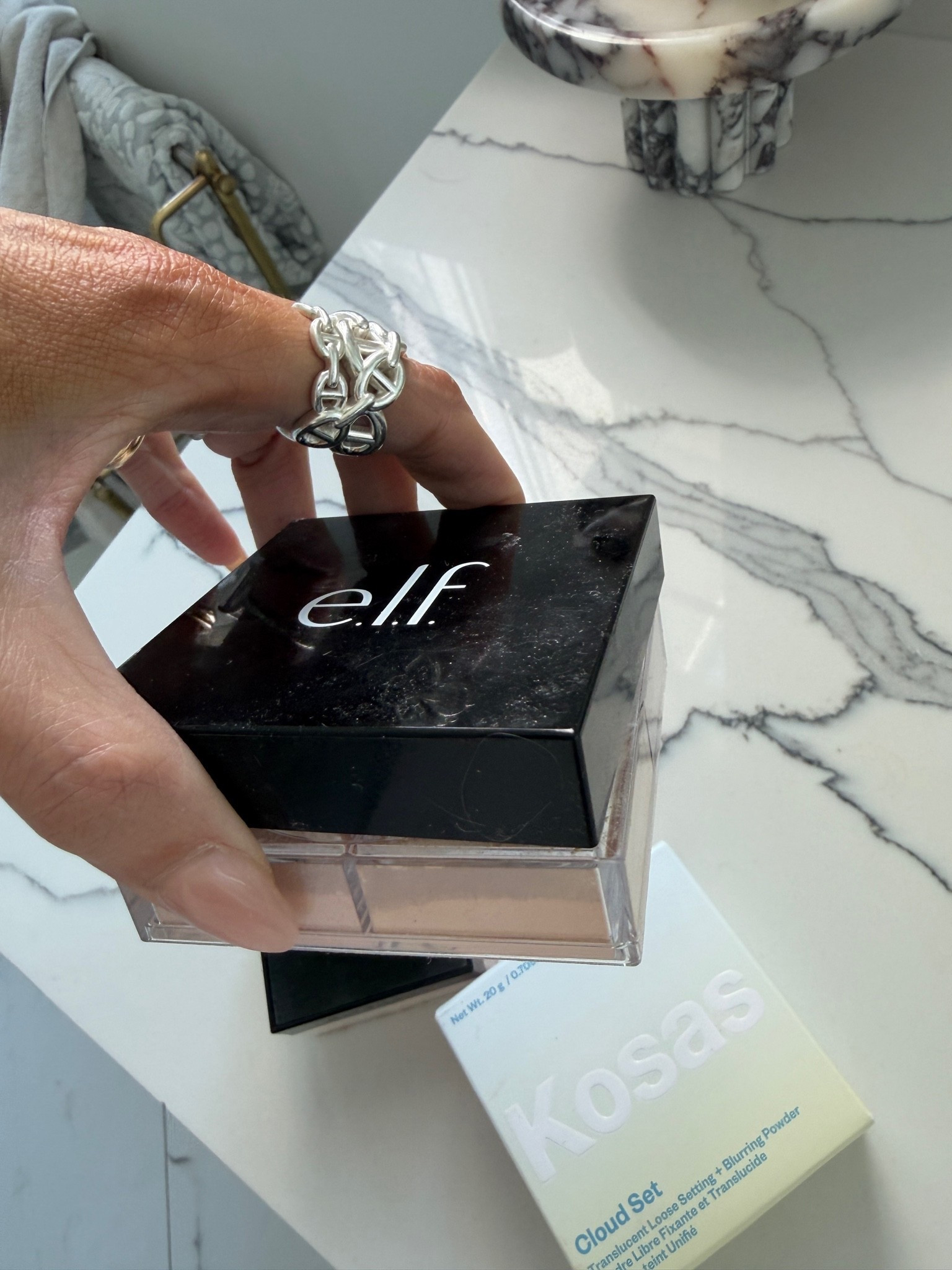 I found a GOOD doop for Givenchy Prisme blurring and color corrector. 

e.l.f brightening and setting powder in shade light medium and I use Kosas cloud set in shade candy! 

e.l.f cosmetics, e.l.f beauty, Nordstrom beauty, Nordstrom finds, Kosas, Emily Gemma

#LTKBeauty #LTKgrwm