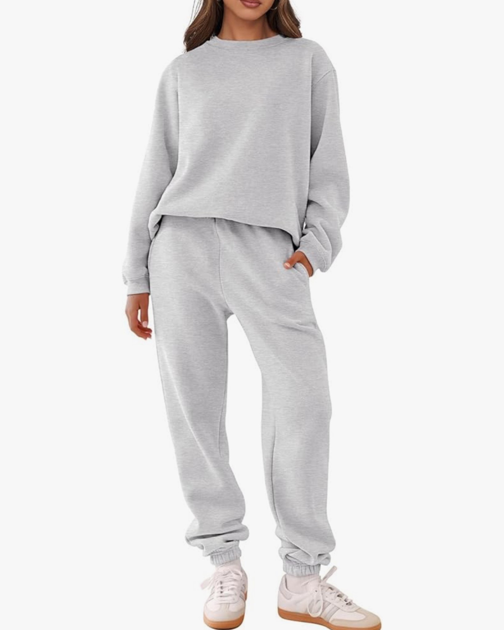 The sweat set I always wear . My go to . I got an XS 

#LTKootd #LTKdayinmylife #LTKmomlife