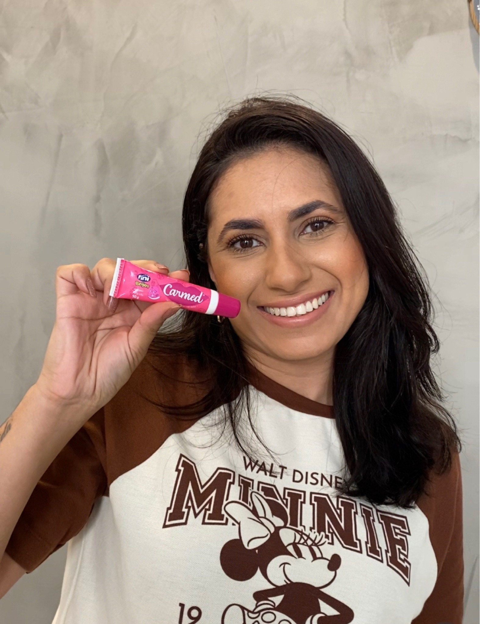 Hidratante labial com efeito gloss!

Esse hidratante da Carmed em parceria com a Fini, está perfeito. 
Com o mesmo sabor da bala beijos, ele hidrata os lábios e deixa um efeito gloss maravilhoso.

#LTKbeauty #LTKbrasil