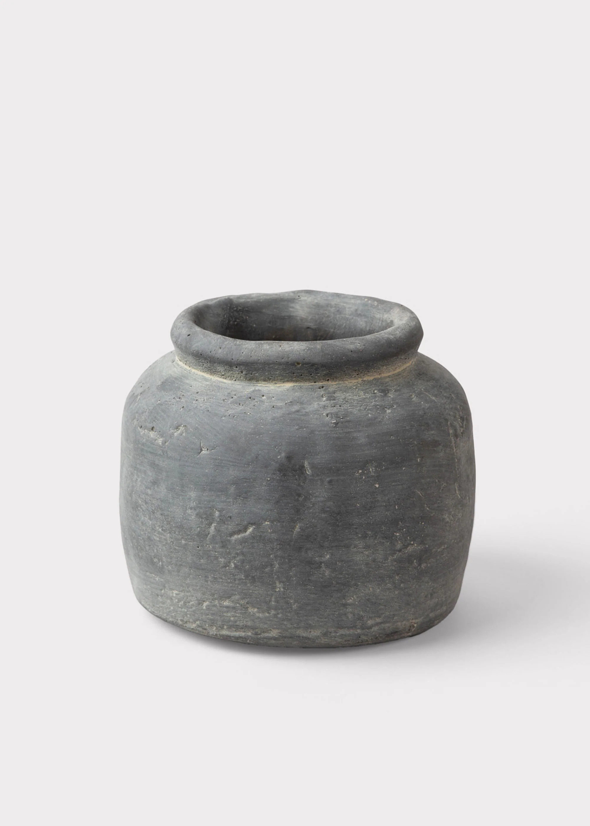 Distressed Concrete Grey Clay Pot | Boutique Planters at Afloral.com | Afloral