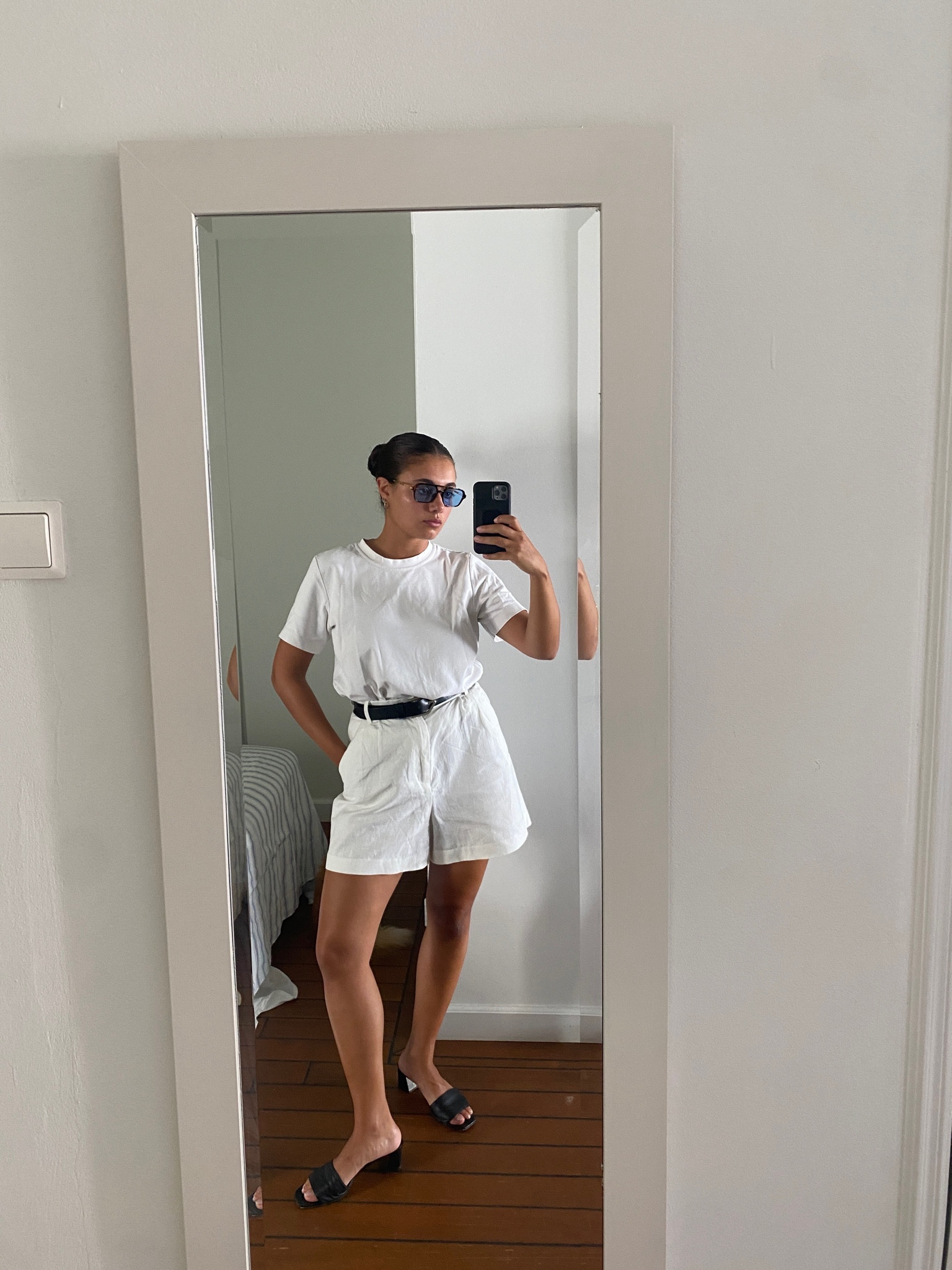 White look with a black accessories touch 🖤

Wearing the T-shirt in size 36.

outfit inspiration, summer look, COS, drawstring shorts, crew neck t shirt, Arket, H&M, linen shorts, reversible leather belt, online exclusive, flare heel leather mules, Arket, Mytheresa, Jacques Marie Mage, Vasco square sunglasses, Netherlands. 

#LTKeurope #LTKSeasonal #LTKstyletip