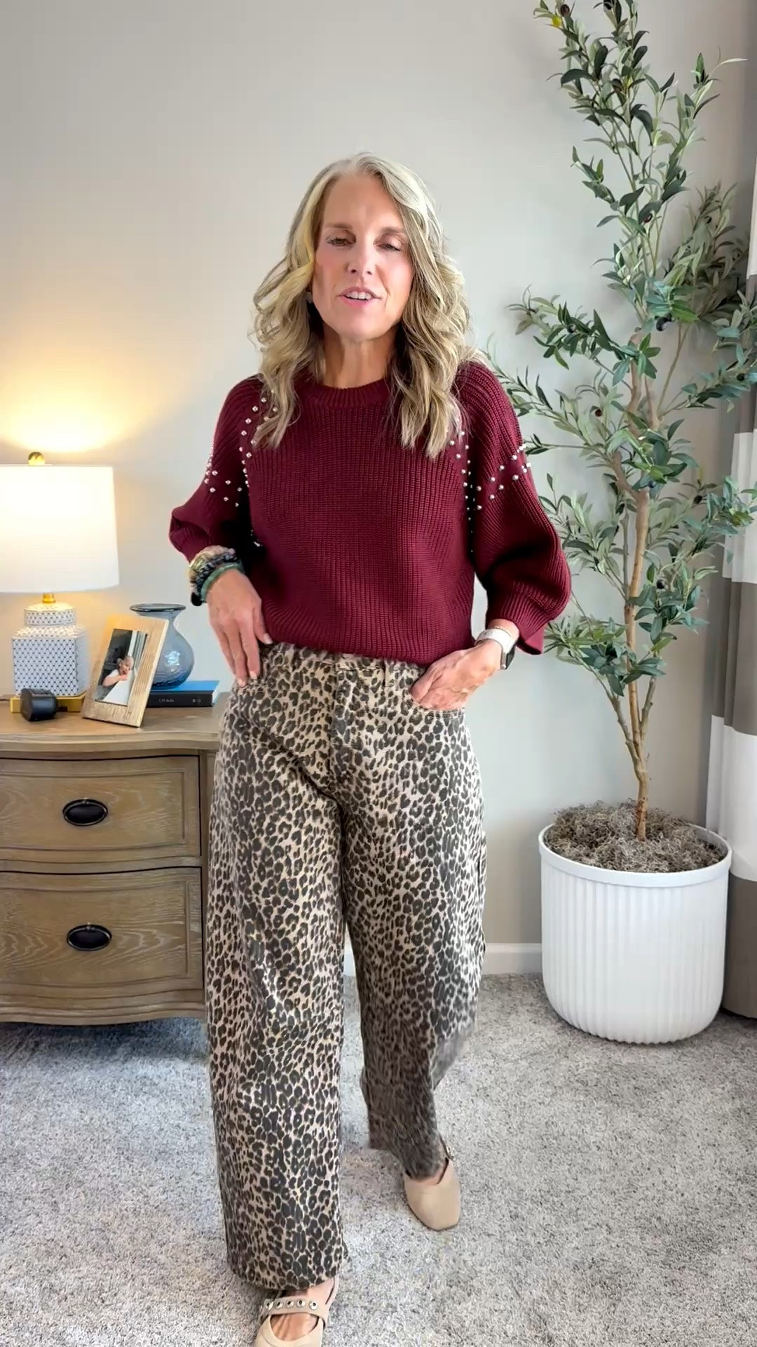 Cute fall look for transitioning. Fall fashion over 50

#LTKootd #LTKgrwm #LTKOver40