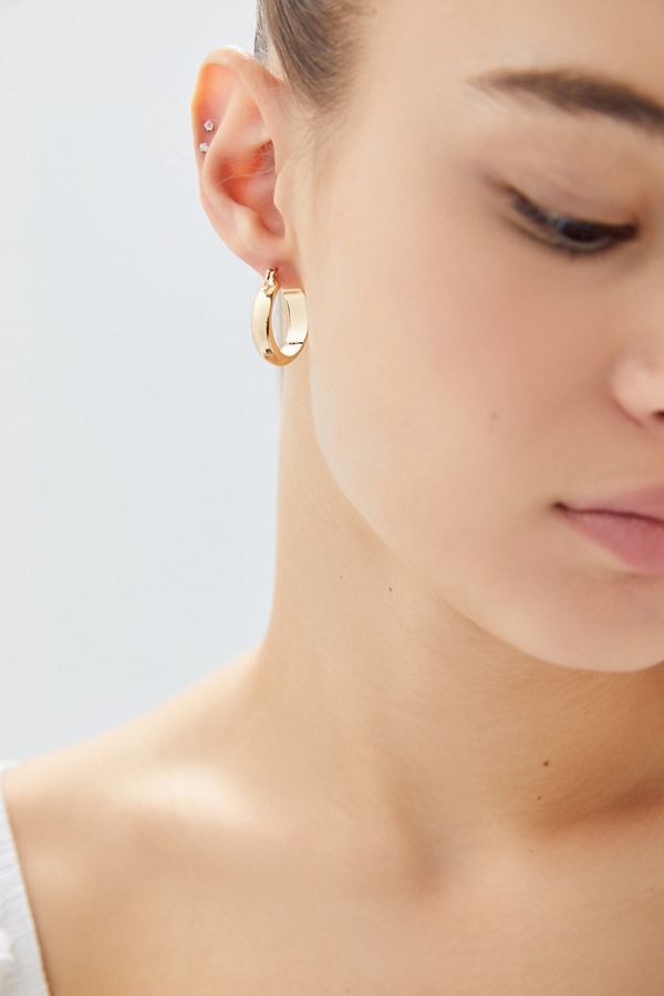 The Perfect Hoop Earring | Urban Outfitters (US and RoW)