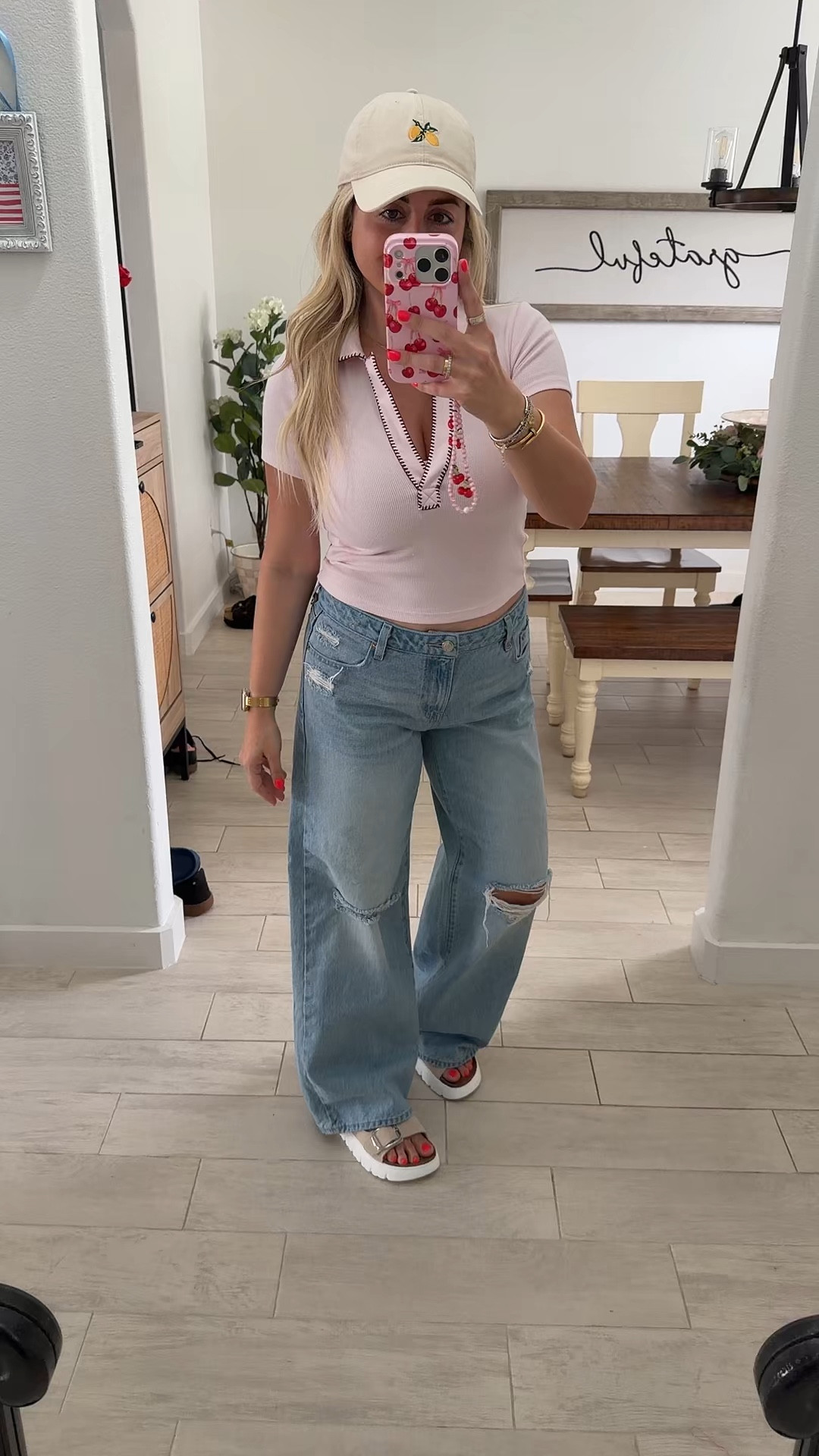 OOTD 
Small top
Jeans tts
Sandals tts 

#LTKootd #LTKSaleAlert