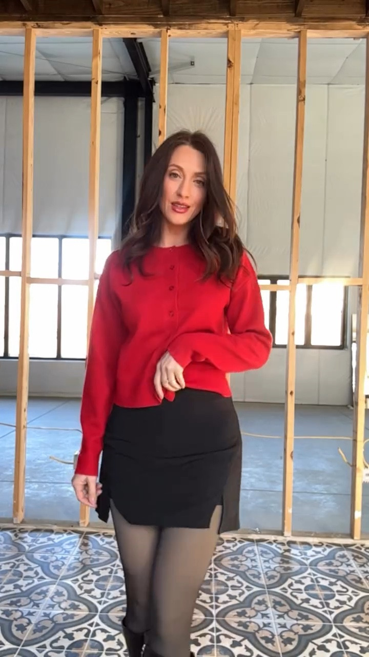 
If you’re anything like me you probably wait until the last minute to decide what you’re going to wear for a holiday event. So here is a comfortable outfit that will ship quickly and be to you in time! Wearing medium skort and small sweater 

#Holidayoutfit #holidaylooks

#LTKHoliday #LTKootd