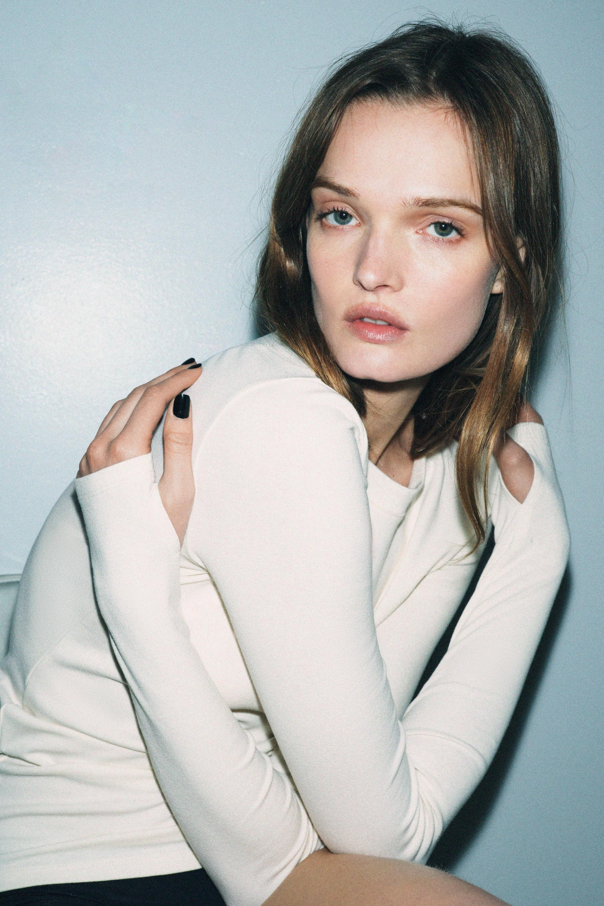 EMBROIDERED LONG SLEEVE T-SHIRT | Zara US