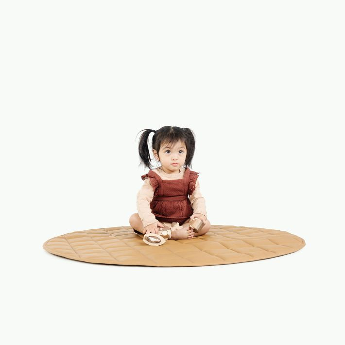 Gathre Circle Quilted Mat | West Elm (US)