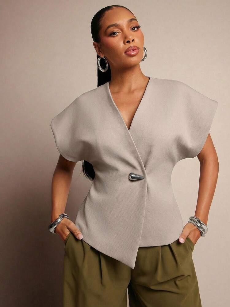 Vixey Solid Textured Woven Asymmetrical Hem Single Button Waistcoat Top | SHEIN