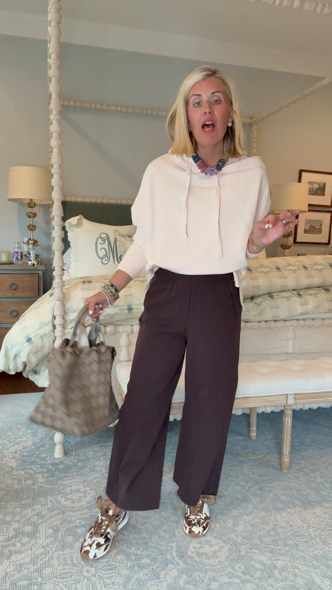 Loving this easy throw on and go look that looks put together! Wearing XS in the top, XS pants, 8 shoe 

#LTKStyleTip #LTKTravel #LTKOver40