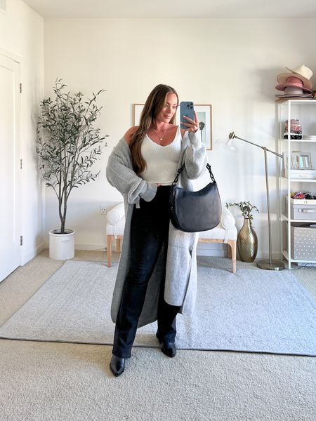 Nsale fall outfit

Gray long cardigan size medium, fits tts
Jeans are so flattering wearing a size 6 (I’m usually an 8, size down)
Booties are tts

Coach pebbled leather bag 

nordstrom anniversary sale 2023, nordstrom anniversary,
Fall cardigan, maxi cardigan, black booties, black handbag, black leather handbag 

#LTKshoecrush #LTKxNSale #LTKsalealert