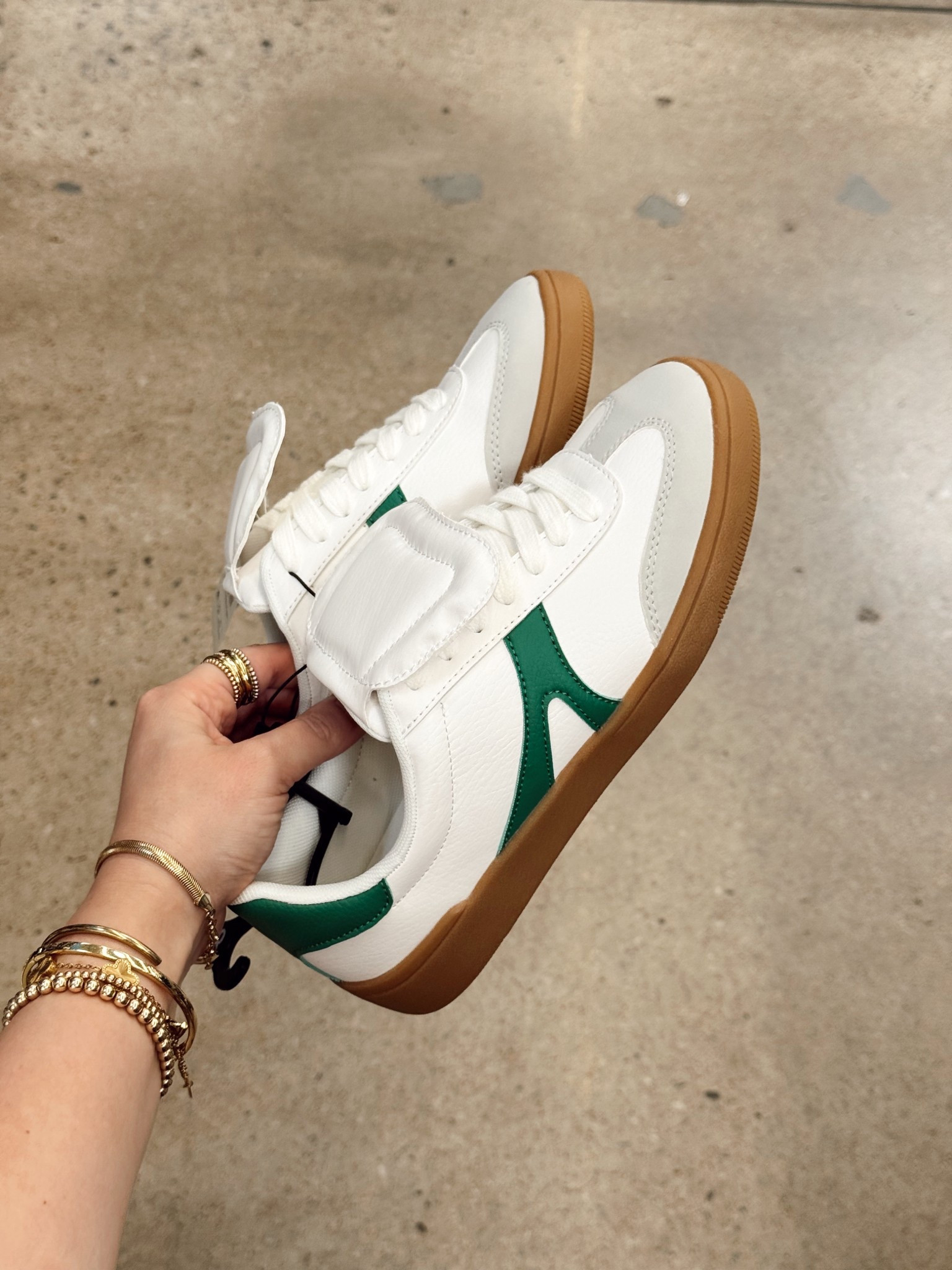 Walmart under $25 

#LTKShoeCrush #LTKStyleTip #LTKSaleAlert