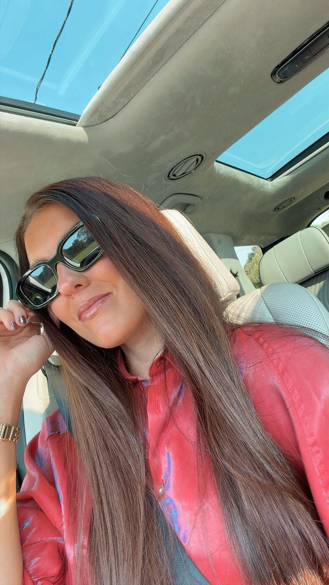 Steal my sunnies 🕶️

#LTKgrwm #LTKootd #LTKdayinmylife