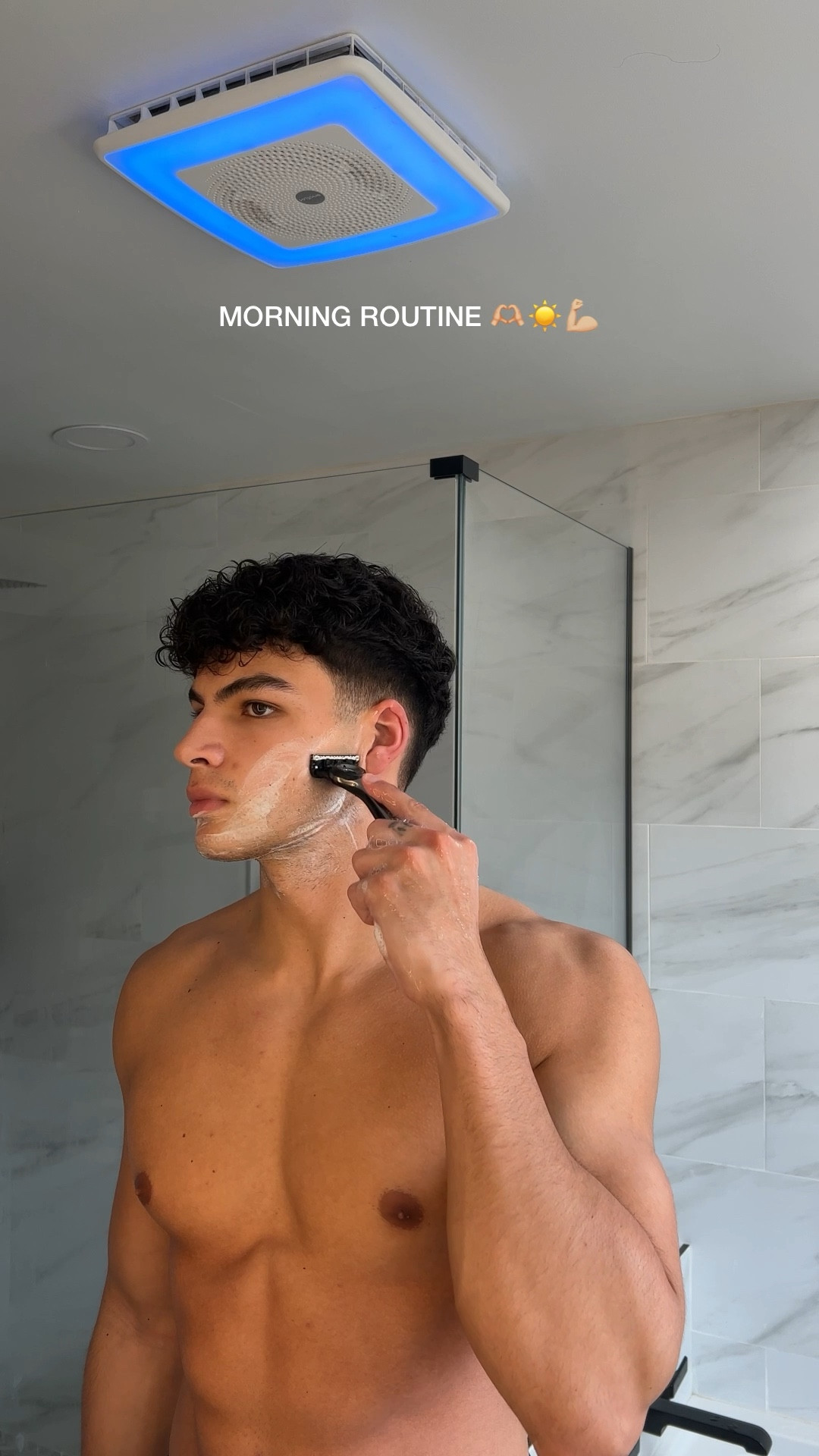 show up for yourself today 💪🏼

#LTKmens #LTKfit #LTKFind