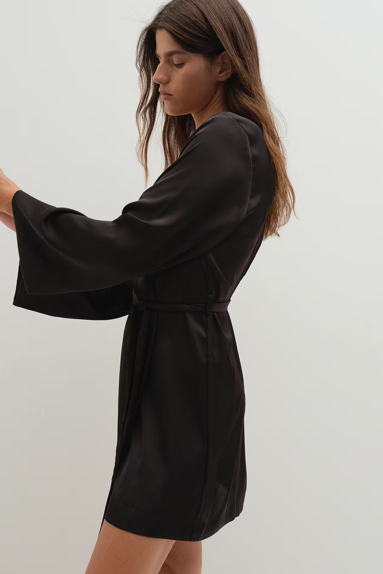 Satin Bathrobe | H&M (US + CA)