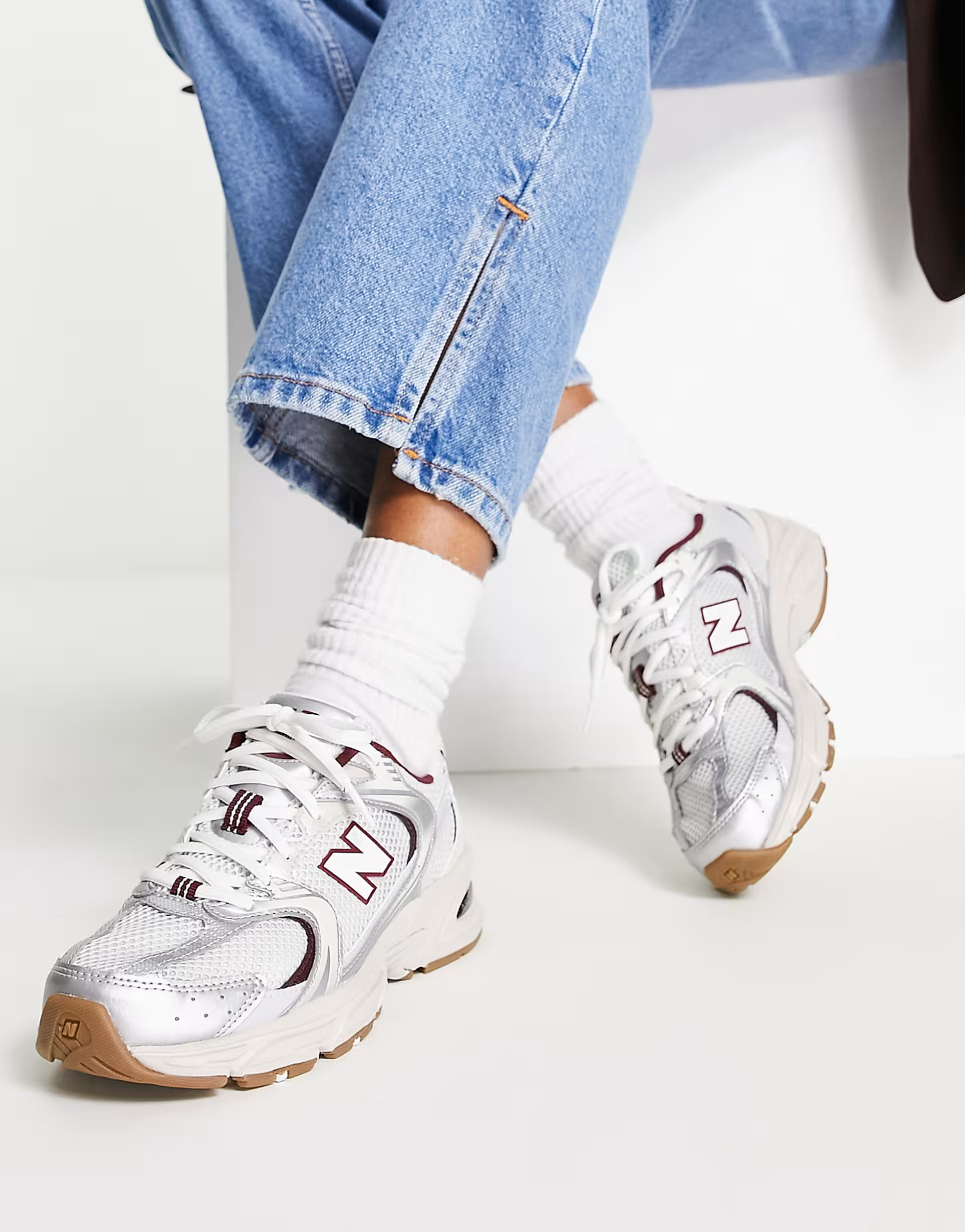 New Balance 530 trainers in white and burgundy - exclusive to ASOS | ASOS (Global)