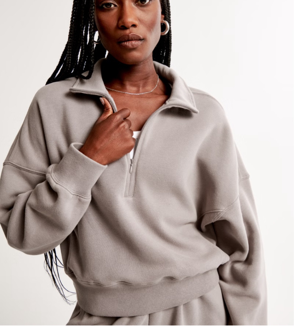 Half-zip sweatshirt 

#cozy #loungewear #fitness #active 

#LTKSaleAlert #LTKTravel #LTKSeasonal