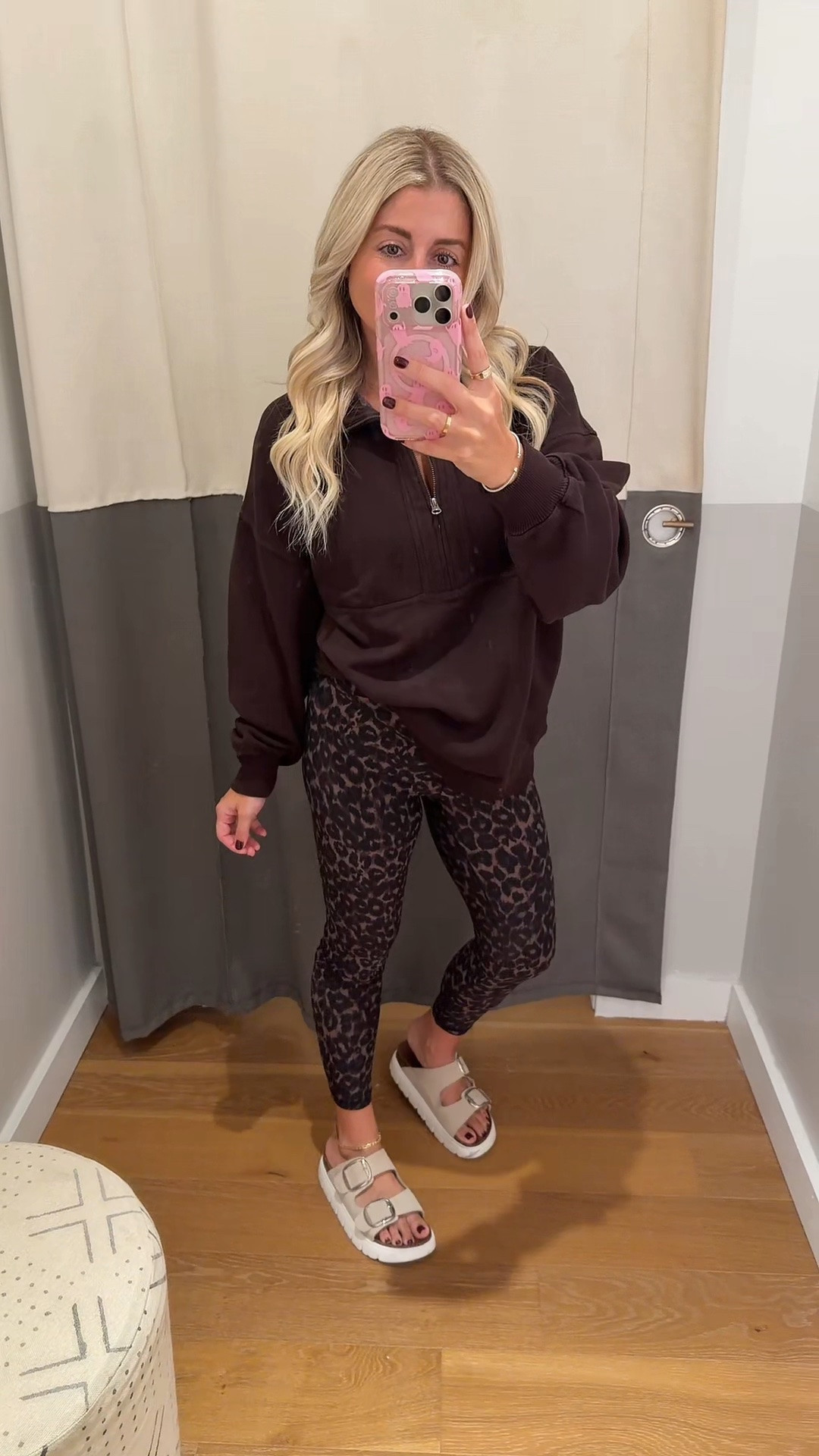 @Aerie fall outfit
Xxs sweater
Small leggings 
Sandals tts

#LTKSaleAlert