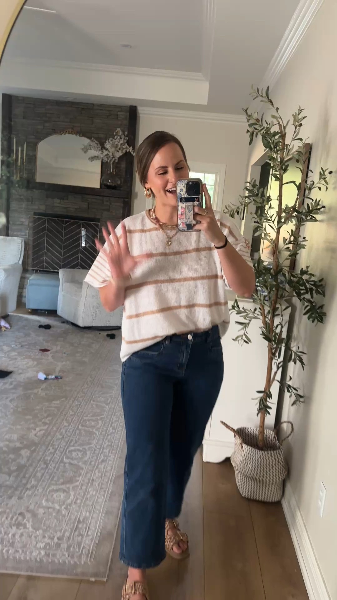 Casual fall outfit for millenial mamas!!

#LTKgrwm #LTKmomlife #LTKootd